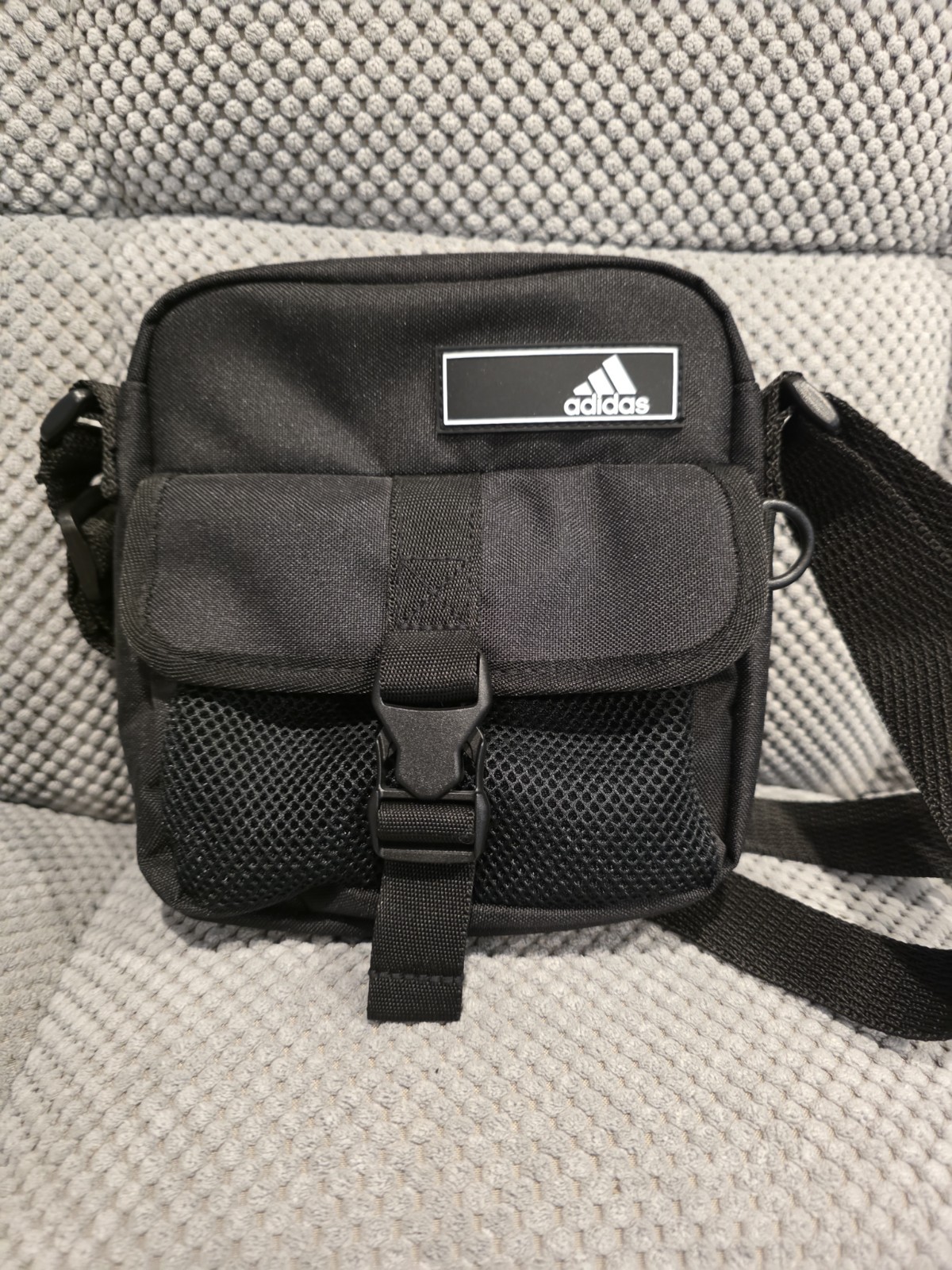 NEW ADIDAS AMPLIFIER 2 Crossbody Bag Black with Tags