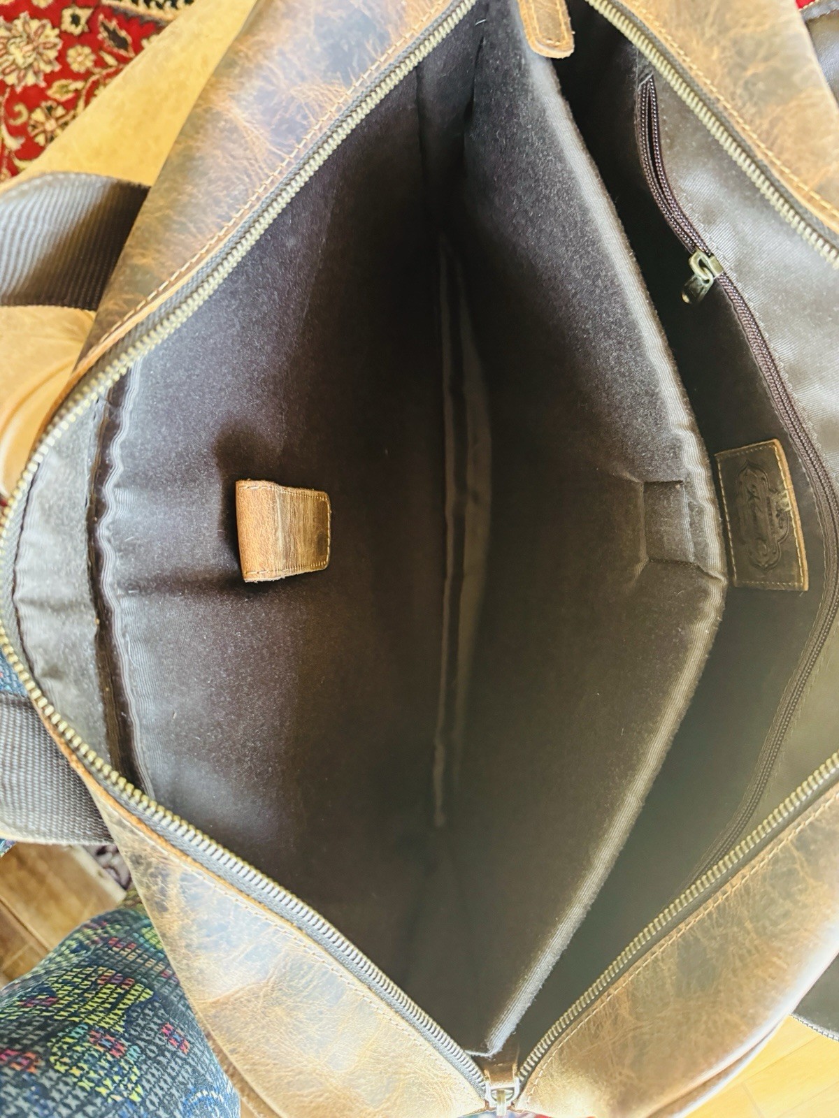 KomalC Full Grain Leather Messenger Laptop Bag 18” Brown Distressed Briefcase EC