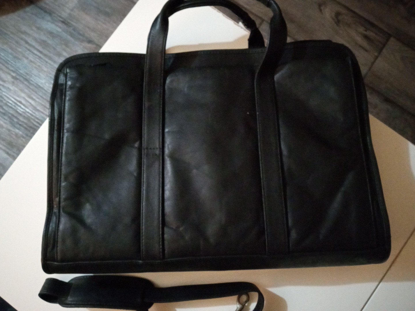 Vintage Hartiage Leather Portfolio Bag Original Tags, Made In India Black.
