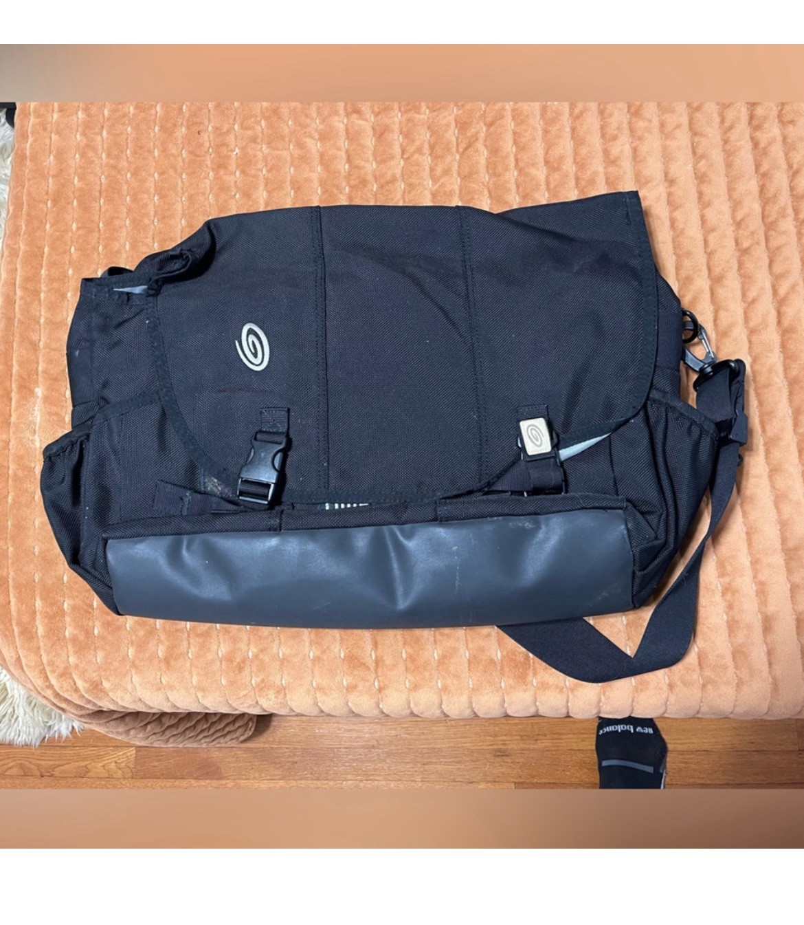 Timbuk2 Messenger Bag, Black, Medium Size 18”x12”x5.5”