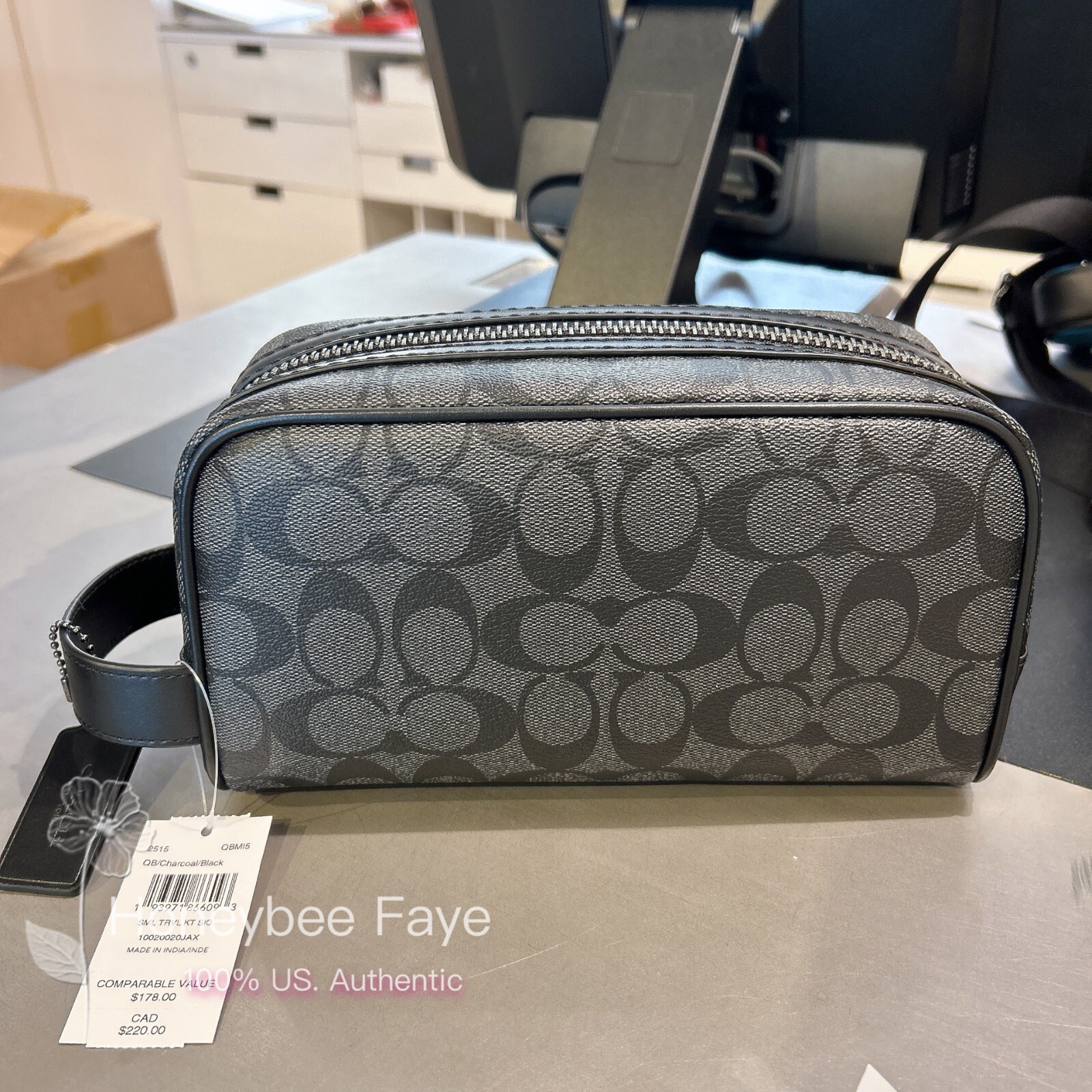 NWT Coach Small Travel Kit In Signature Canvas #2515