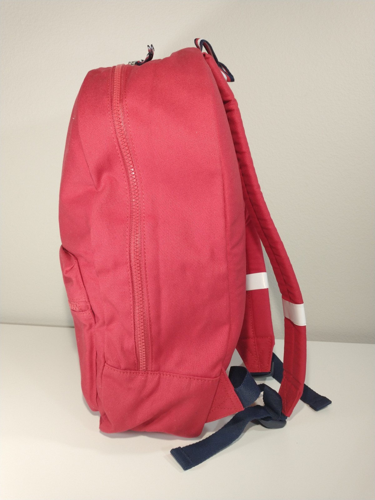 Tommy Hilfiger Jackson Canvas Backpack, Red Weekend Commuter Bag , N Without Tag
