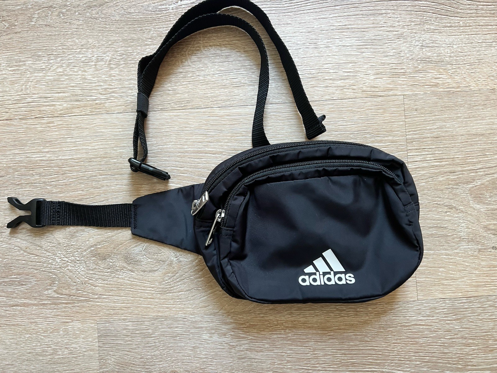 Adidas Unisex Fanny Pack Waist Belt Crossbody Travel Bag Black