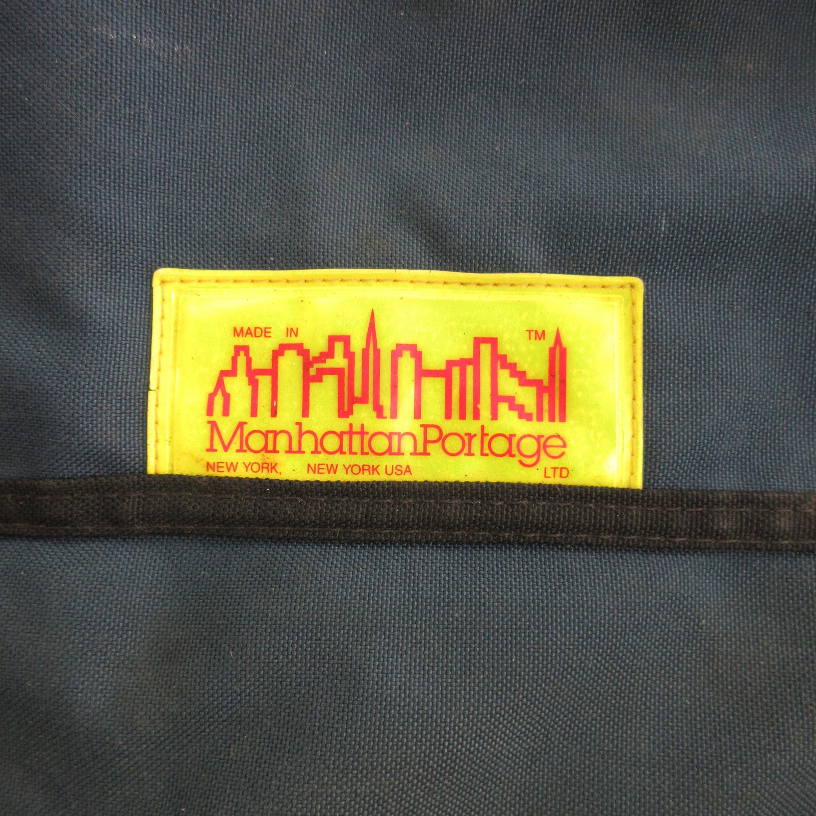 Vintage Manhattan Portage Messenger Bag Mens Large Blue Canvas Made USA Shoulder