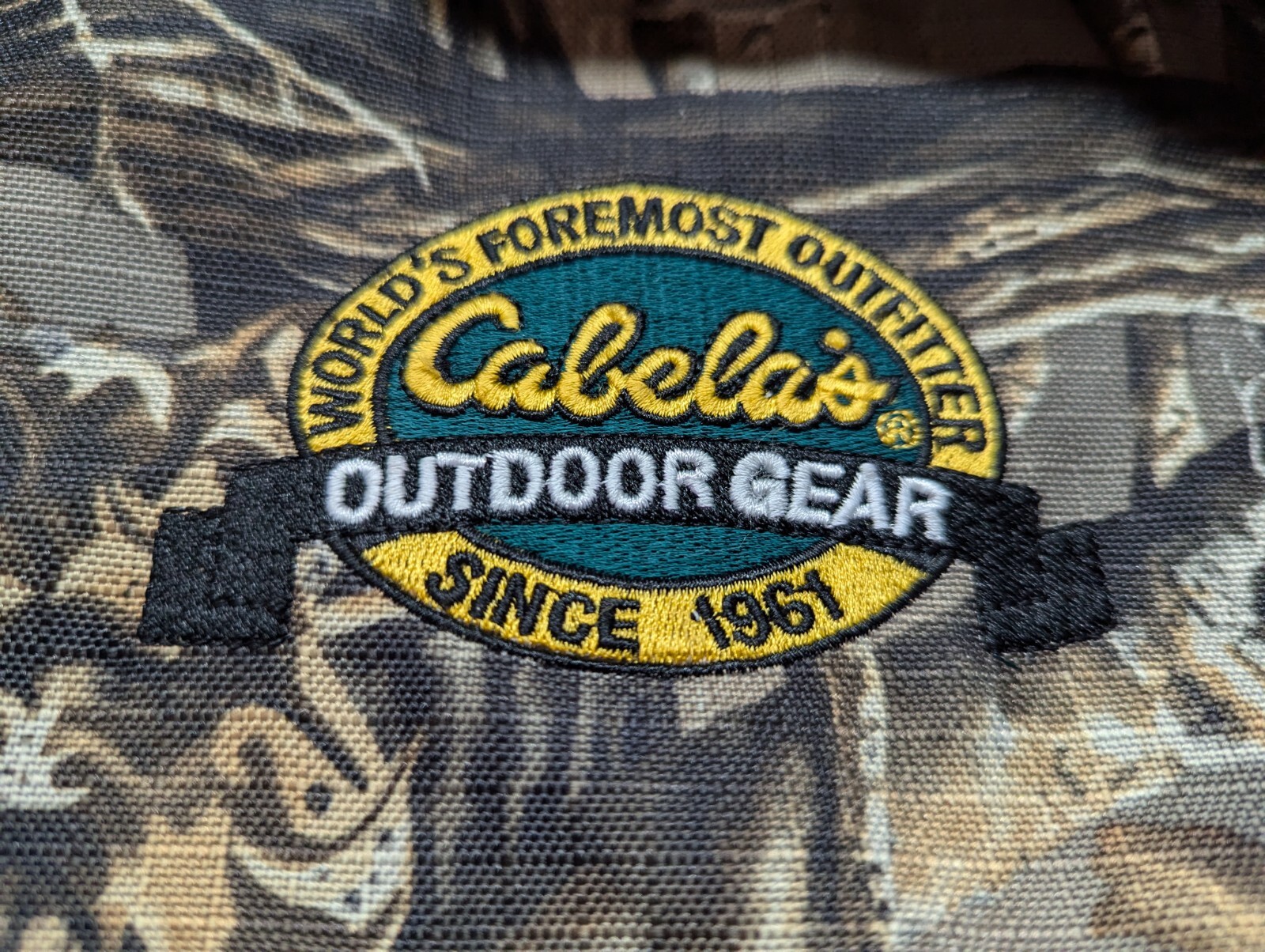 Cabela’s Seclusion 3D Camouflage Duffel Bag Carry On Weekender Outdoors VTG