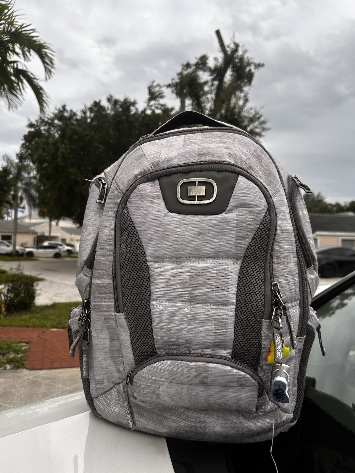 OGIO Gray Unisex Backpack Zip Closure Padded Adjustable Straps Pockets