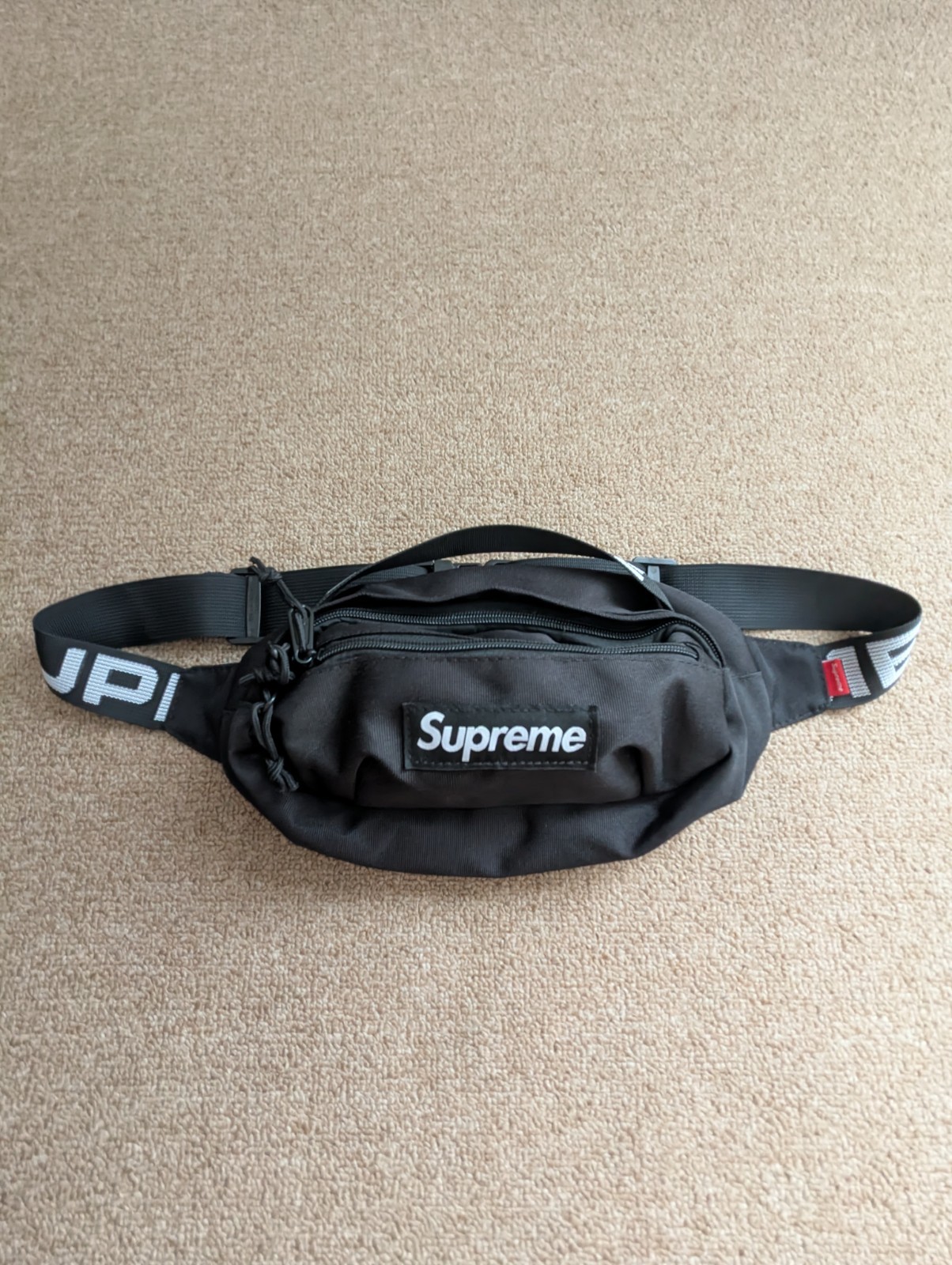 Black Supreme Waist Bag – Fanny Pack SS18 (Unisex)
