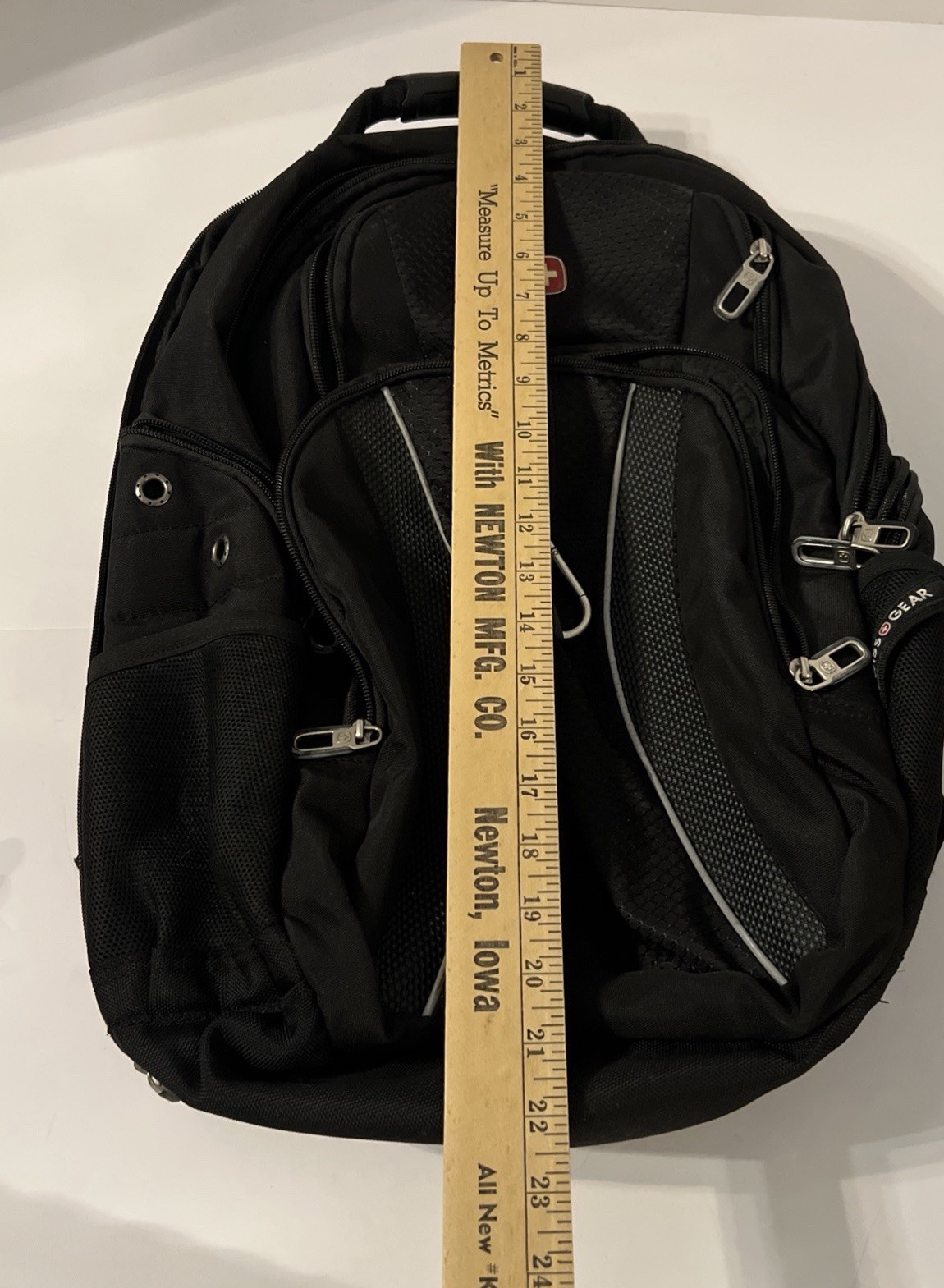 Swiss Gear Black Scan Smart Backpack/Computer Bag