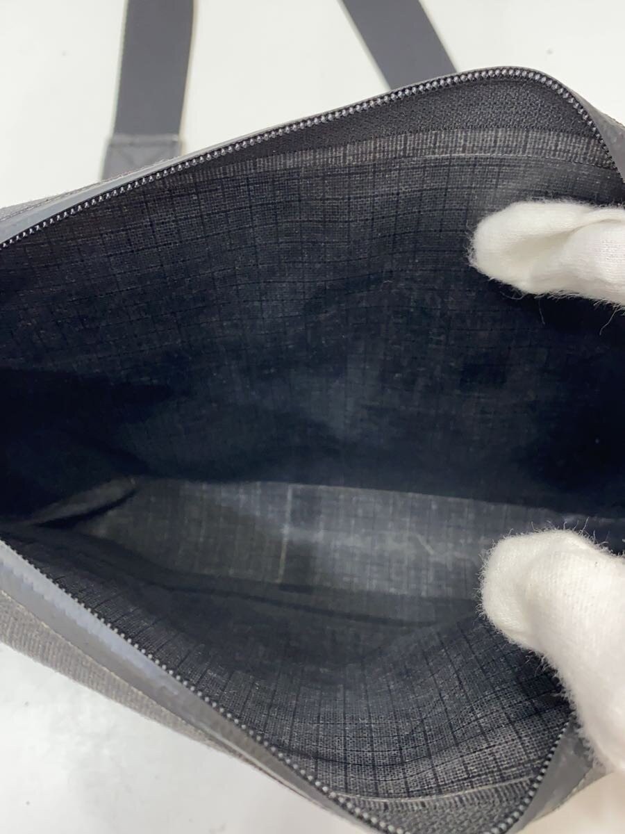 F CE Shoulder Bag Black