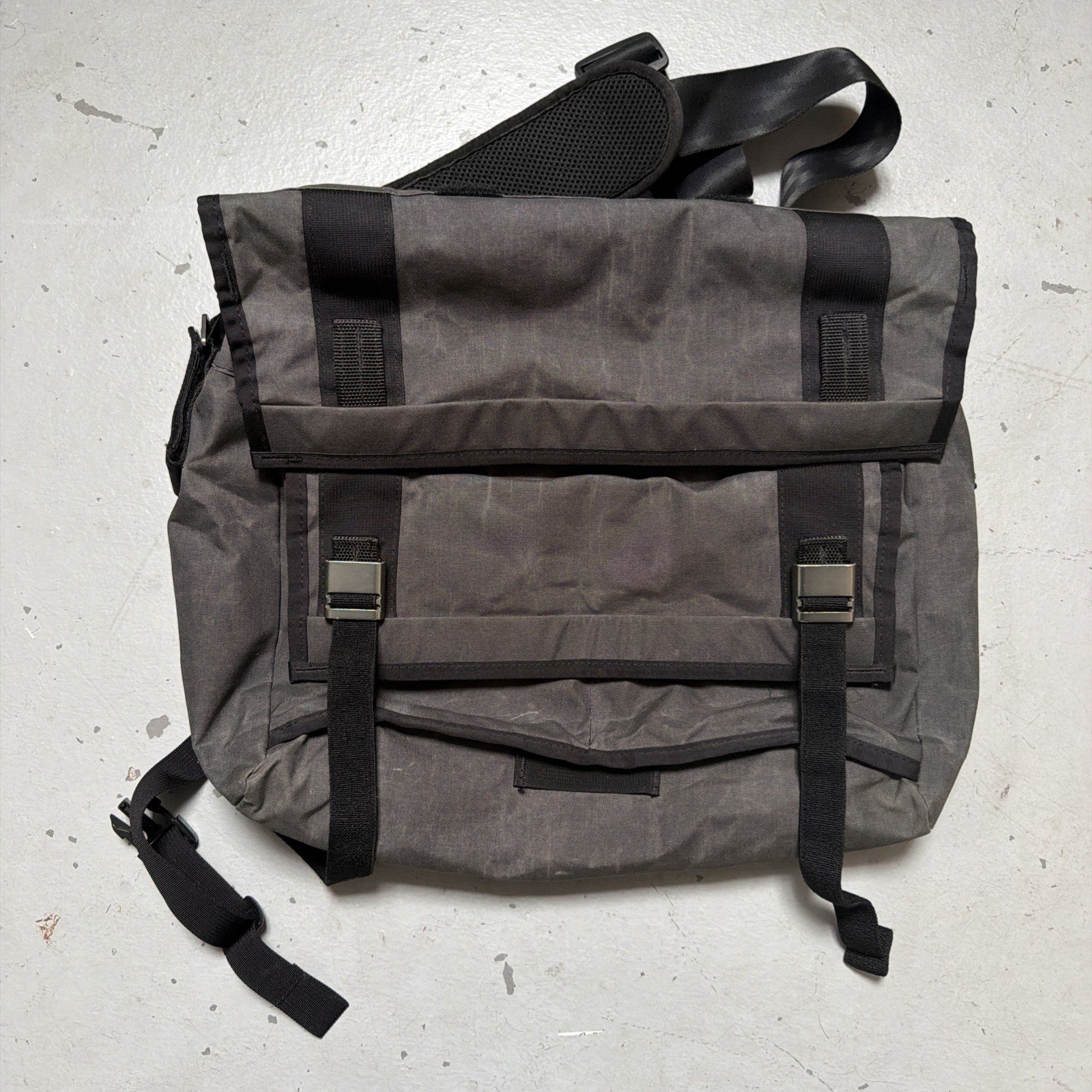 Mission Workshop Rummy AP Messenger Bag Made USA SF Courier Bike Cycling