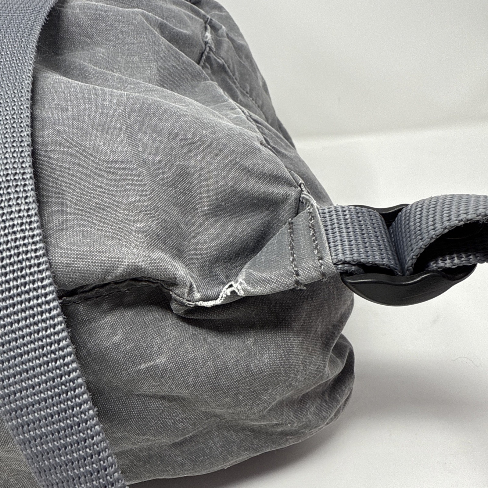 Fjallraven Kanken Backpack Graphite Grey Water Resistant Daypack 16L 23510