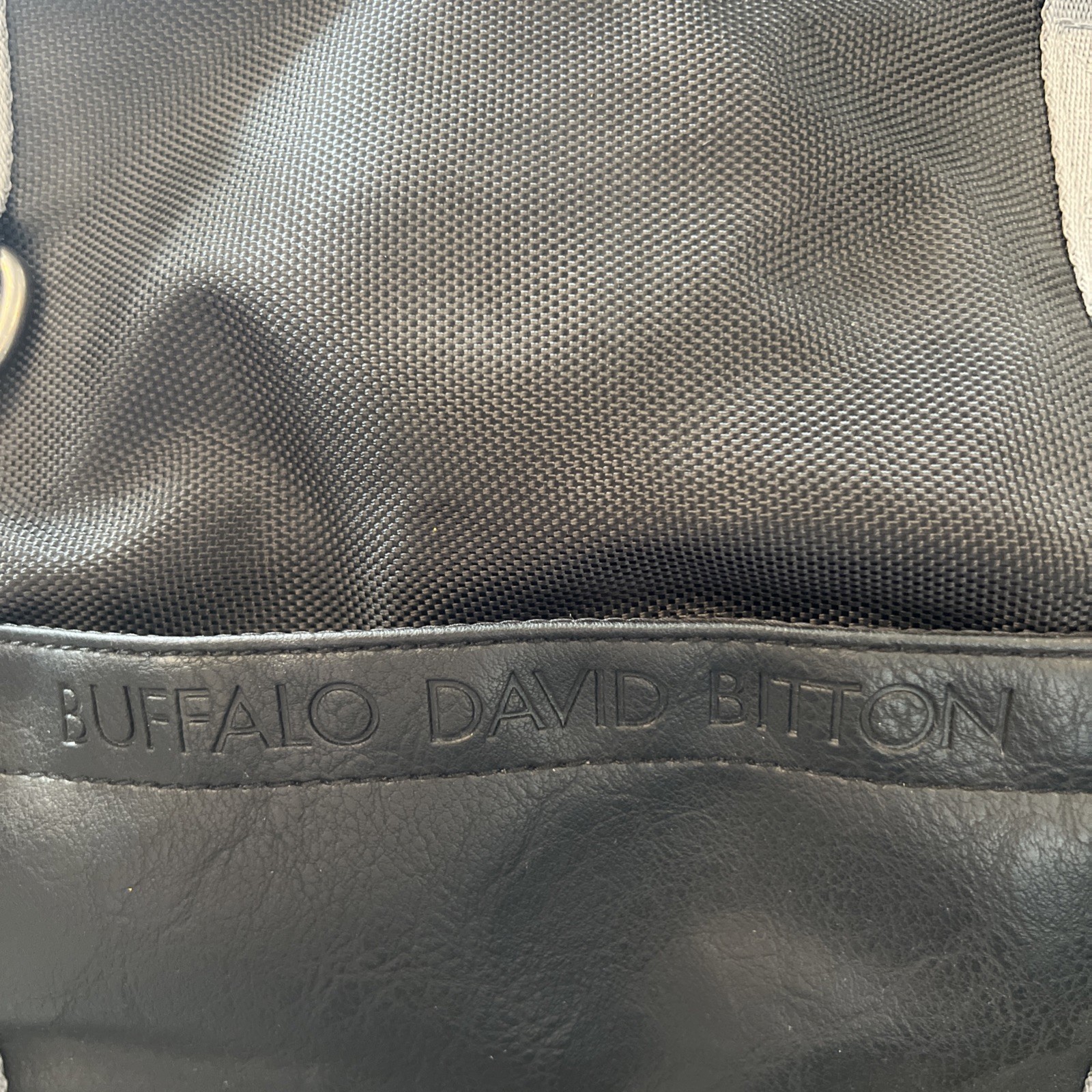 Buffalo David Bitton Duffel Bag NWT Leather Front Pocket Bottom Zipper Travel