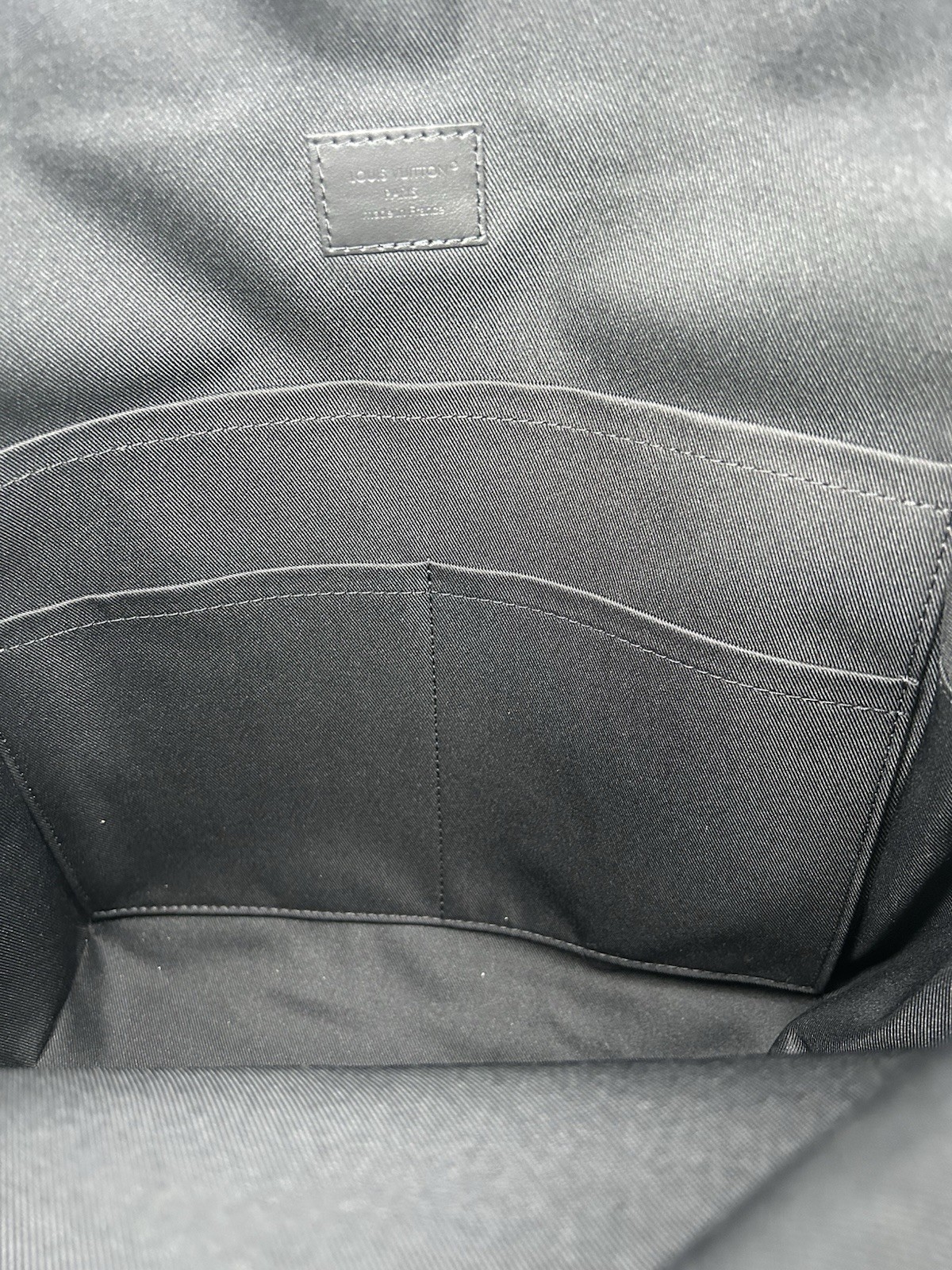 Louis Vuitton Discovery PM Backpack Monogram Eclipse Black Canvas NWT Authentic