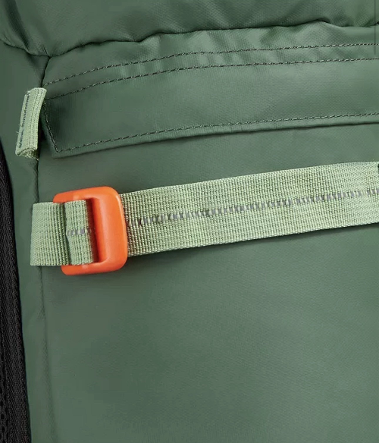 NWT Jeep Cylindrical Green Backpack Men’s