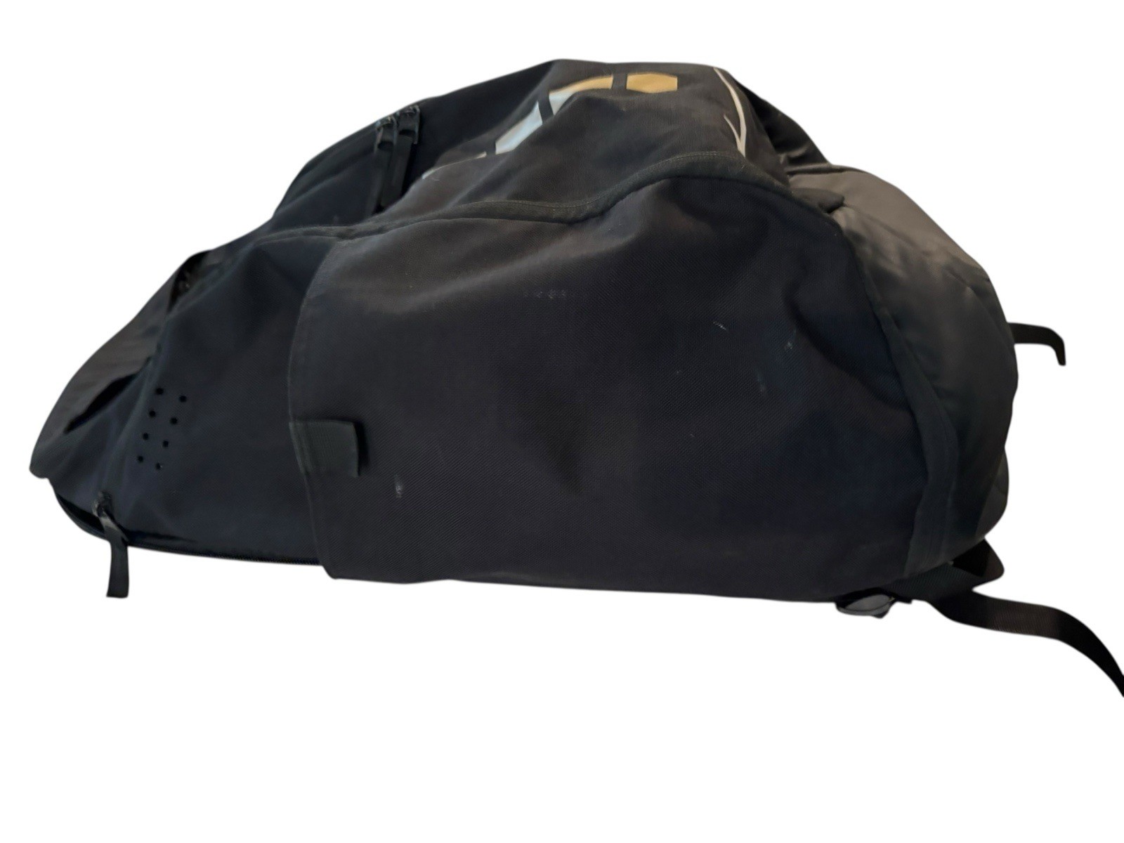 Nike Hoops Elite Pro Backpack Black Adjustable Straps Zippered Gold Polyester