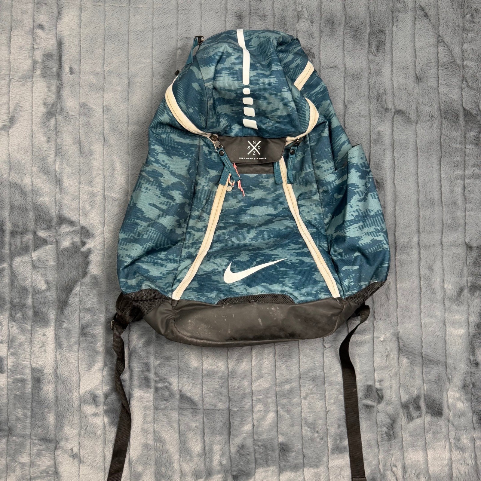 Nike Hoops Elite Max Air Team 2.0 Backpack Blue Camo Quad Zip BA5259-424