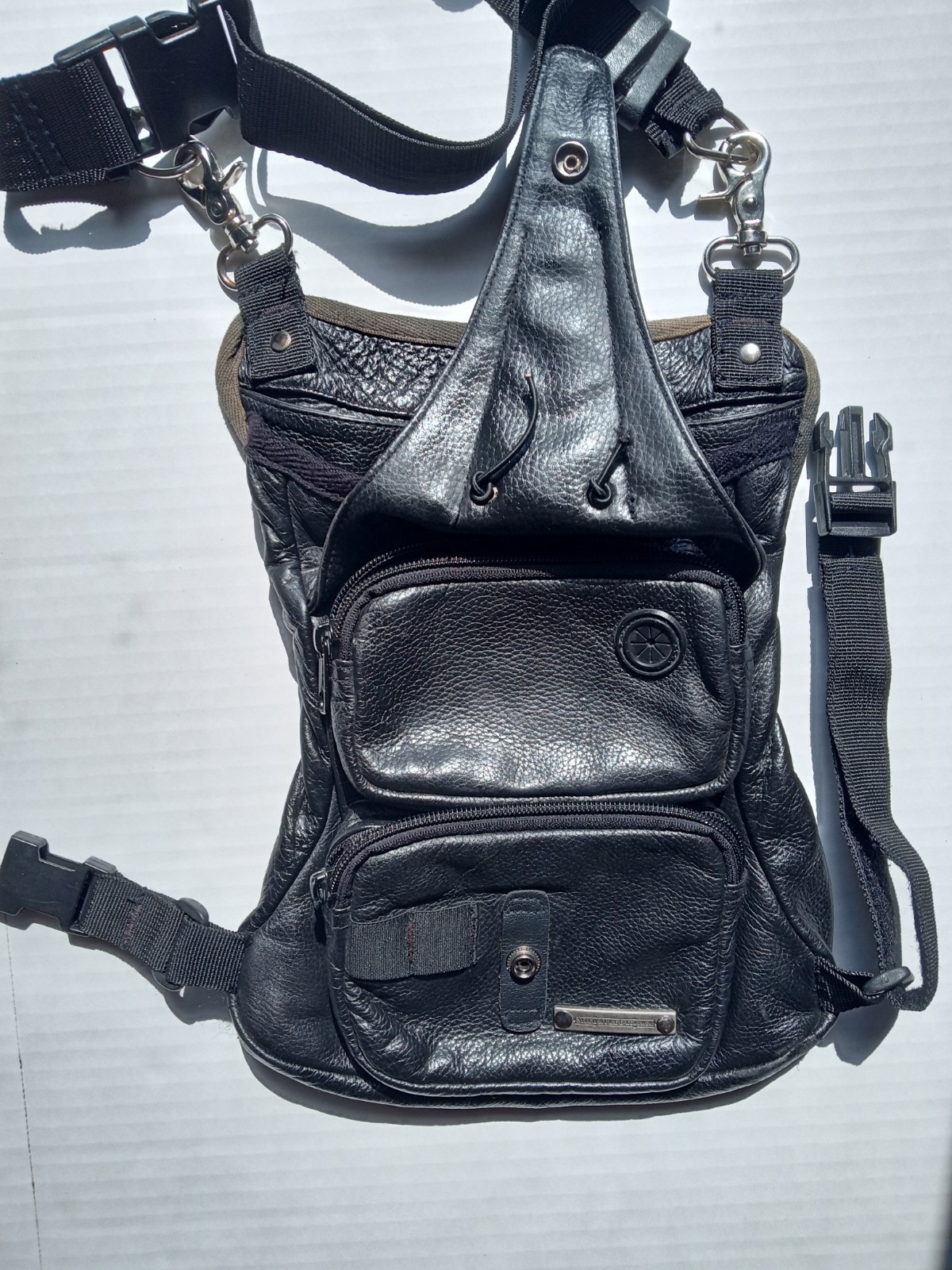 Milwaukee Cowhide Leather Conceal & Carry Waist Belt Thigh Bag Black
