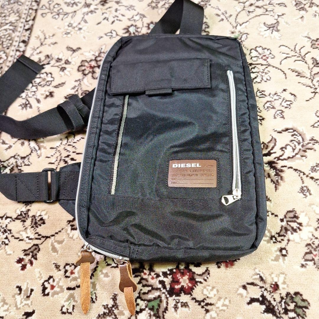 Diesel Men Black Shoulder Bag 35×23×3cm Luxury Stylish Casual Italian Fashion