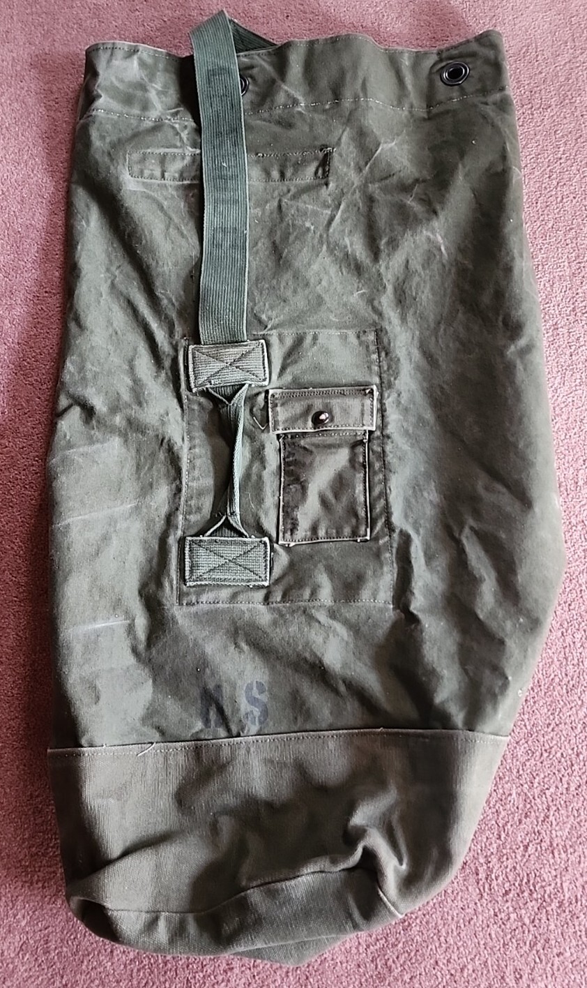 US ARMY Vietnam War Era BARRACK Laundry Duffle Duffel Bag Olive Drab Vtg