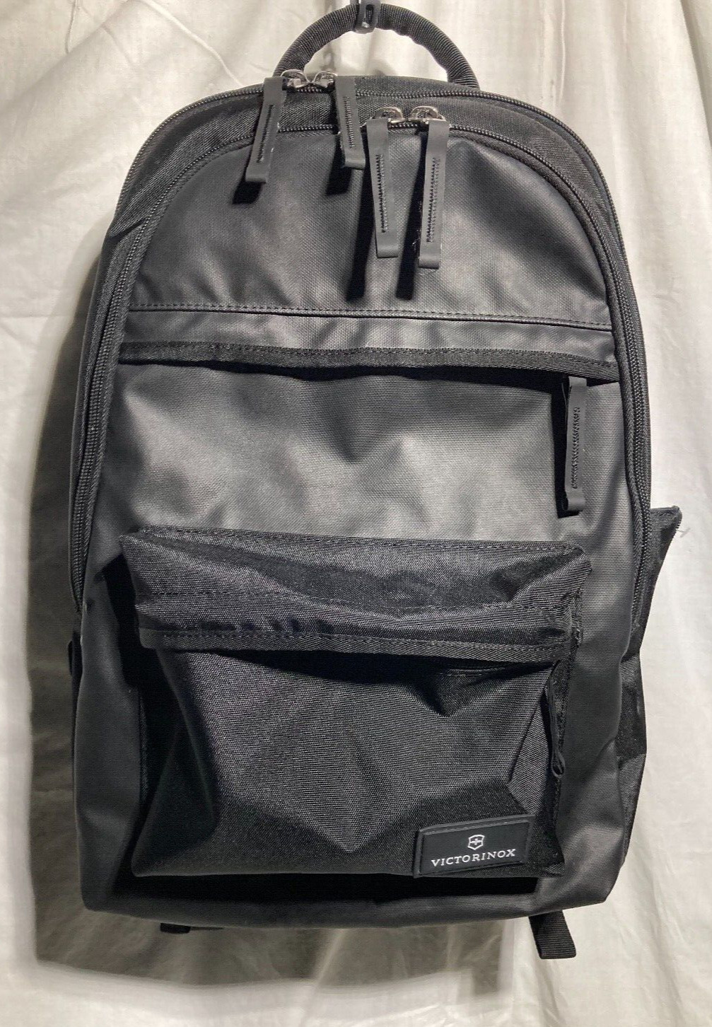 Victorinox Padded Polyethylene Daily Haul Standard Zip Backpack Black 25 L