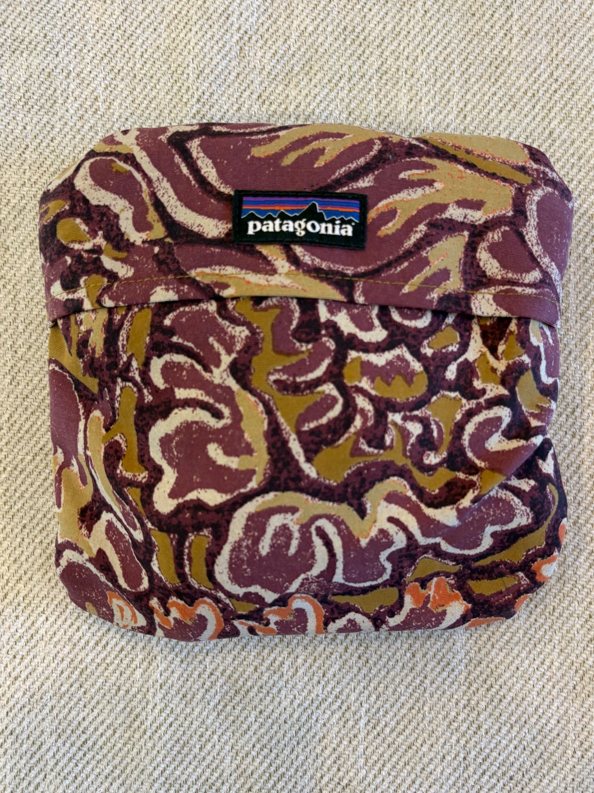 Patagonia Carry Ya’ll Packable Tote Crossbody Bag Style 11889 Rare SP13 Print