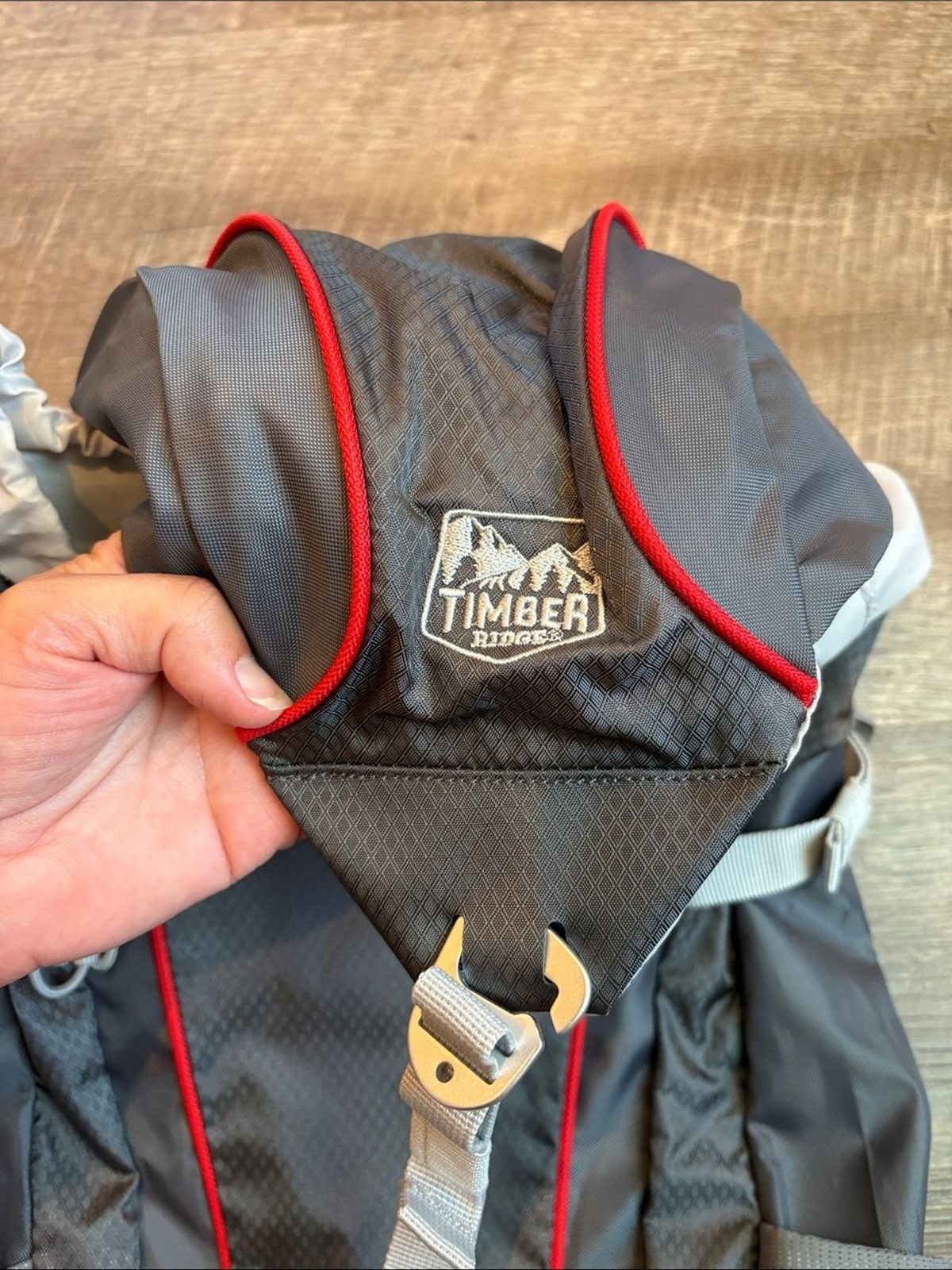 Timber Ridge Bendeleben 15L Backpack Gray Red Lightweight Hiking Day Pack