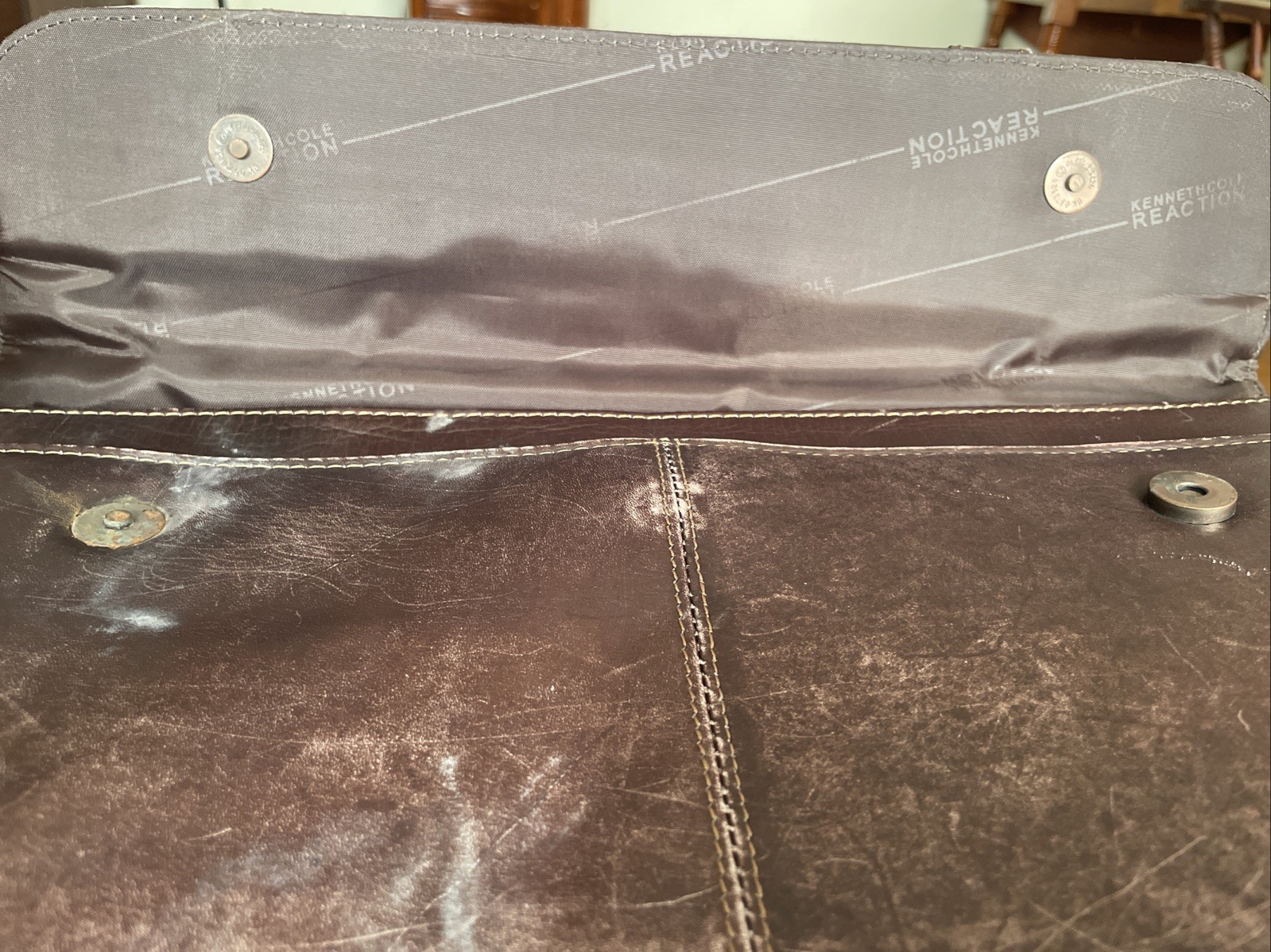 Kenneth Cole Reaction Full-Grain Leather Briefcase Worn, A Bit Distressed