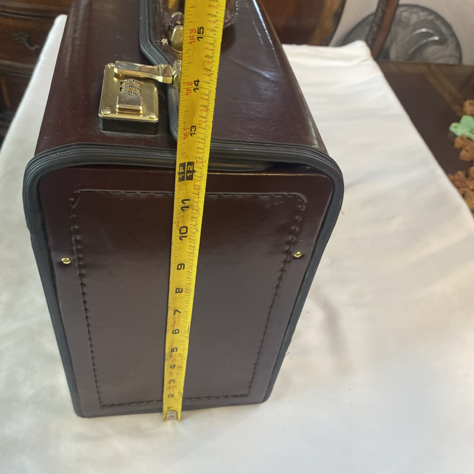Vintage Business Class Burgundy Hard Shell Attache Briefcase Combination Lock