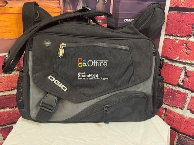 Microsoft Office Microsoft Share Point 18″X14″ Shoulder Bag