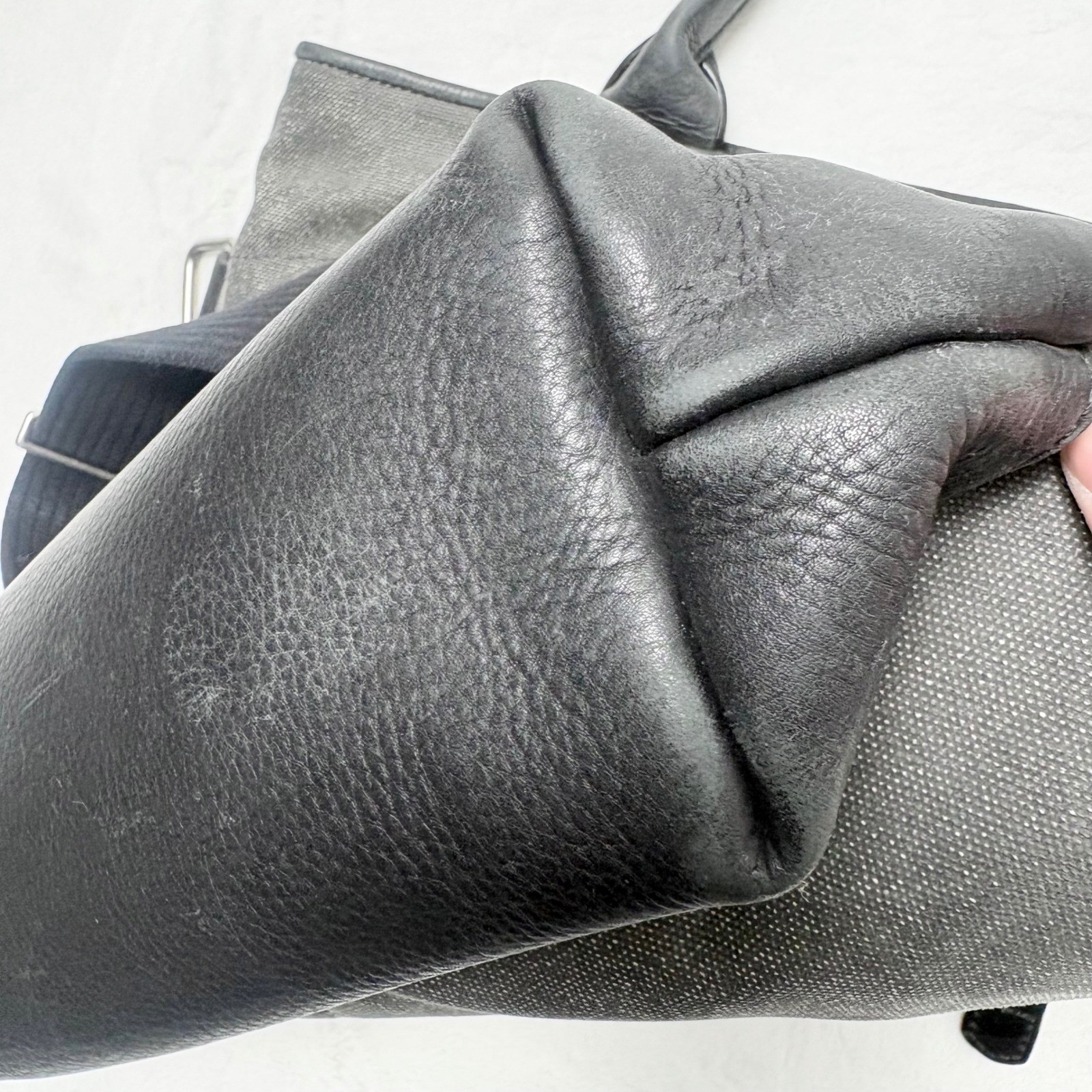 Timbuk2 Distilled Waxed Canvas & Leather Messenger Crossbody Grunge Minimalist