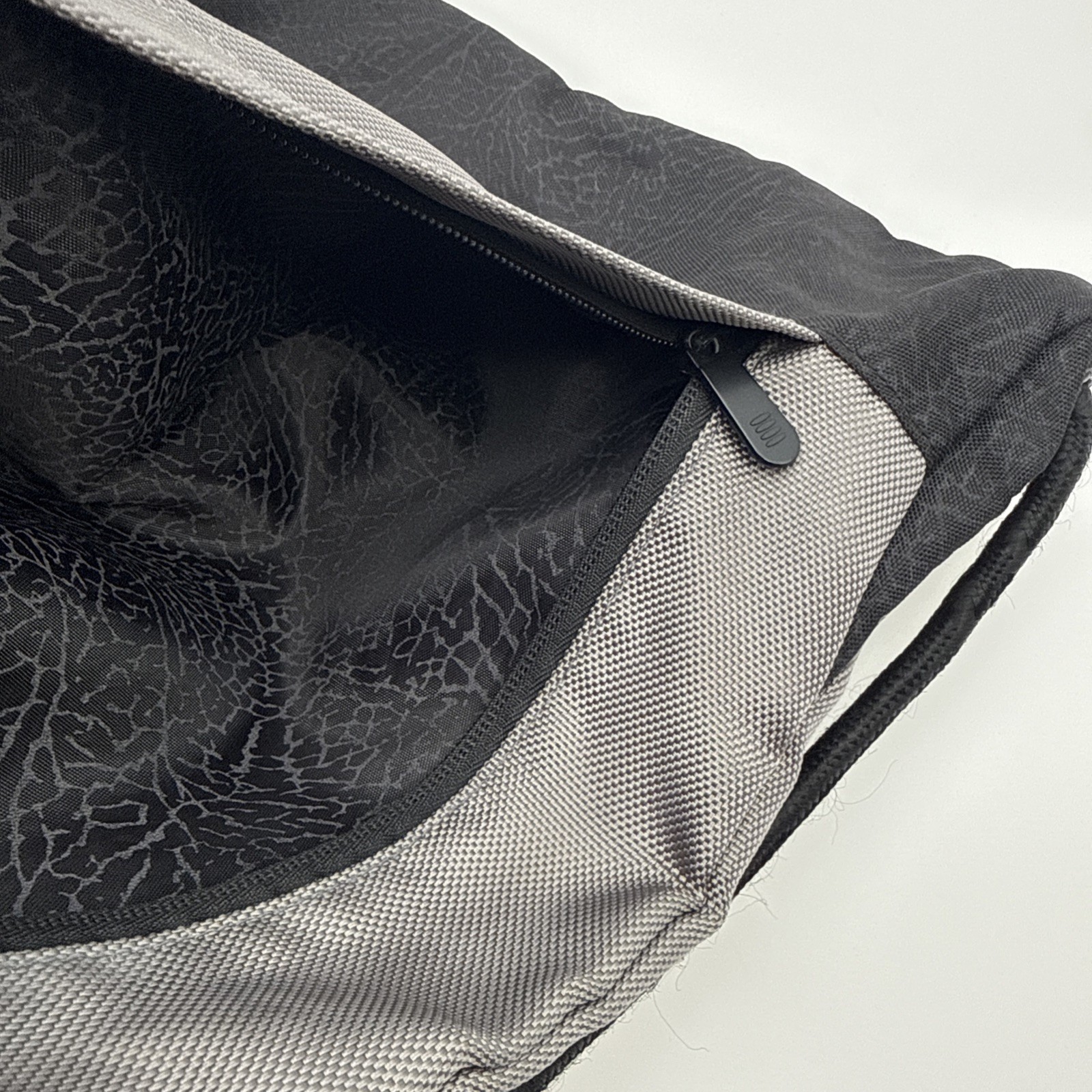 Nike Jordan Jumpman Drawstring Bag Pouch Gray Black Elephant Print Equipment Bag