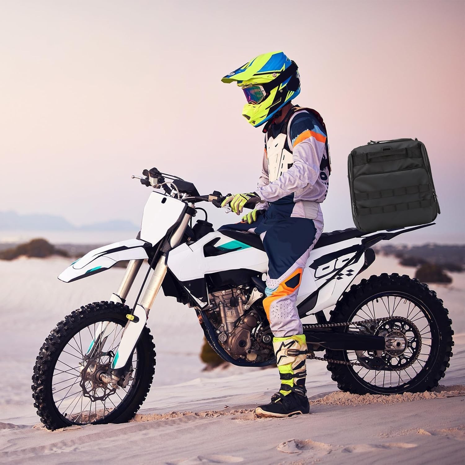 Motorcycle Tail Bag, 32-48L Waterproof Large Capacity Motorcycle Travel Lugga…