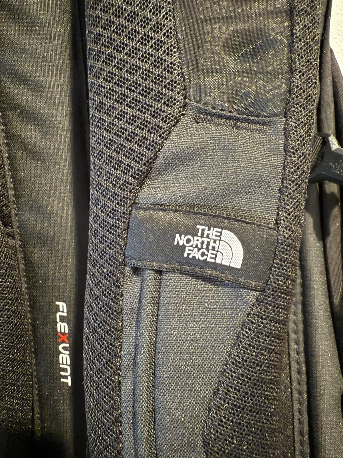THE NORTH FACE Fall Line Backpack Black W/ Company Logo ~ GREAT