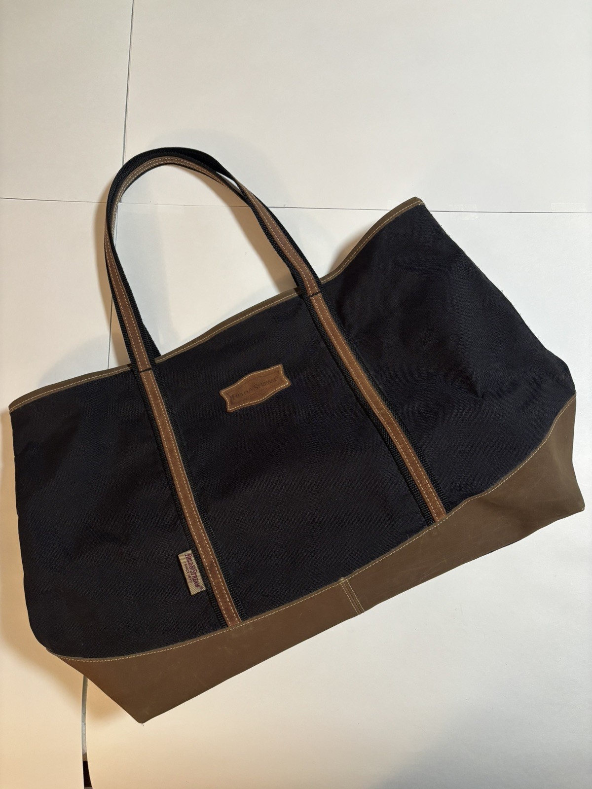 FIELD & STREAM Black/Brown TOTE BAG w/Interior Pocket & Wallet