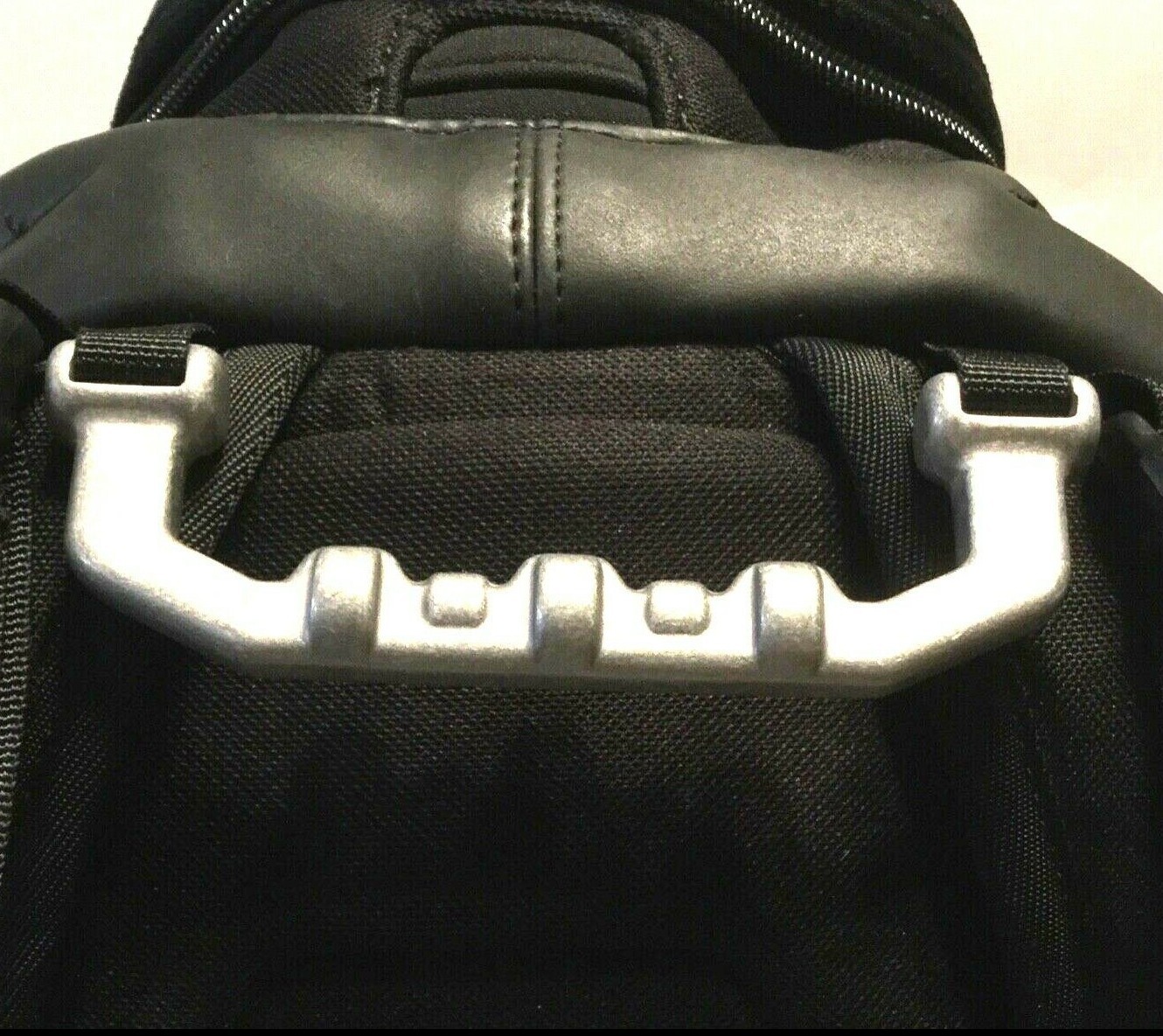 OAKLEY KITCHEN SINK BACKPACK Black / Grey 34L Tactical Field Gear Day Pack Bag
