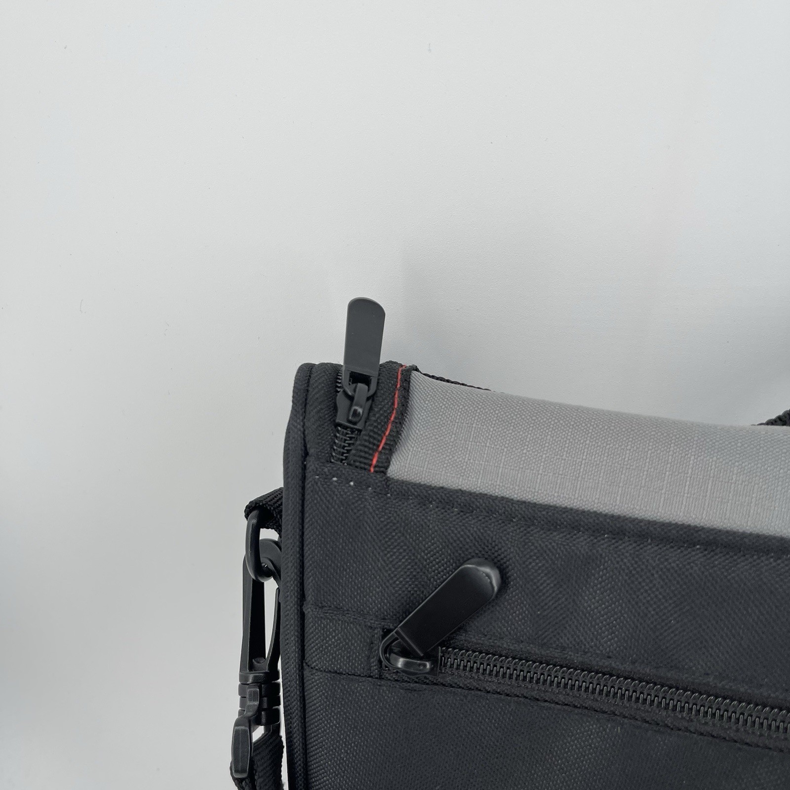 Nintendo Switch Bag Shoulder Travel Carrying Case Everywhere Messenger