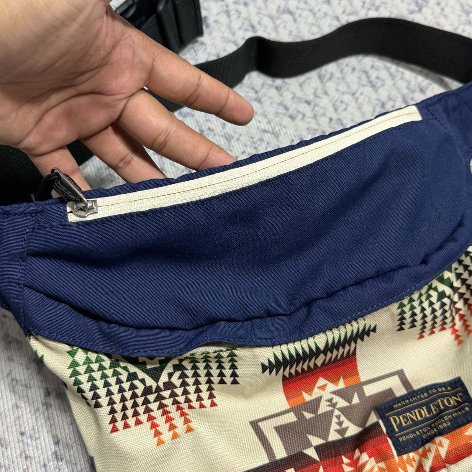 Pendleton Woolen Mills Waist Pack Hip Bag Aztec Geometric Print Cordura Fabric