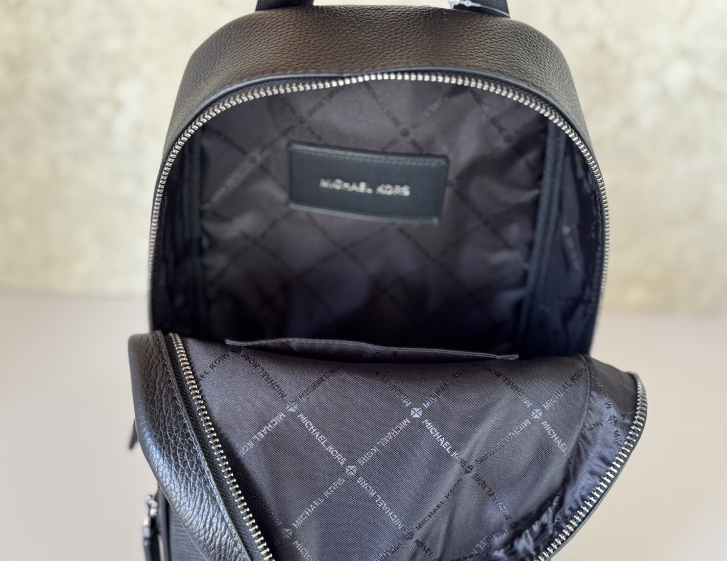 MICHAEL KORS COOPER COMMUTER SLING PACK LEATHER BACKPACK BLACK