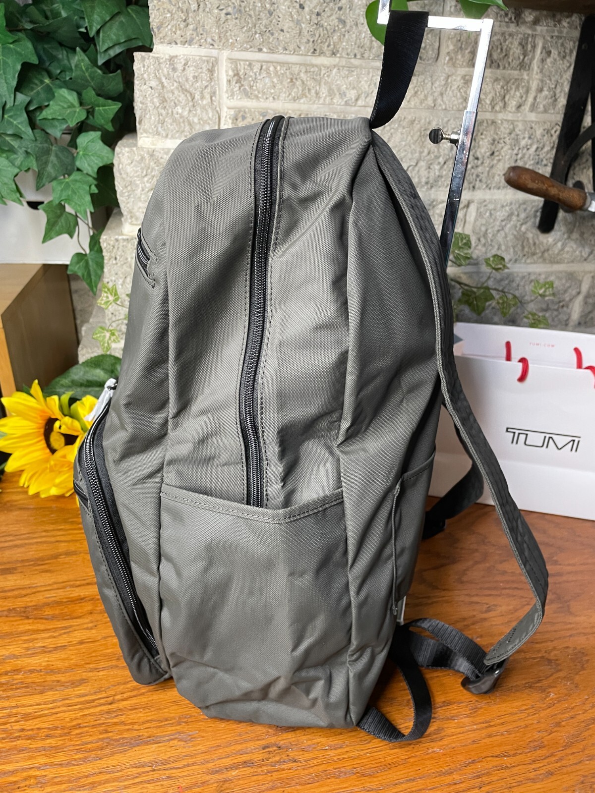 NWT TUMI DARK GRAY PACKABLE BACKPACK FOLDABLE SHOULDER LRG BAG TRAVEL CARRYON
