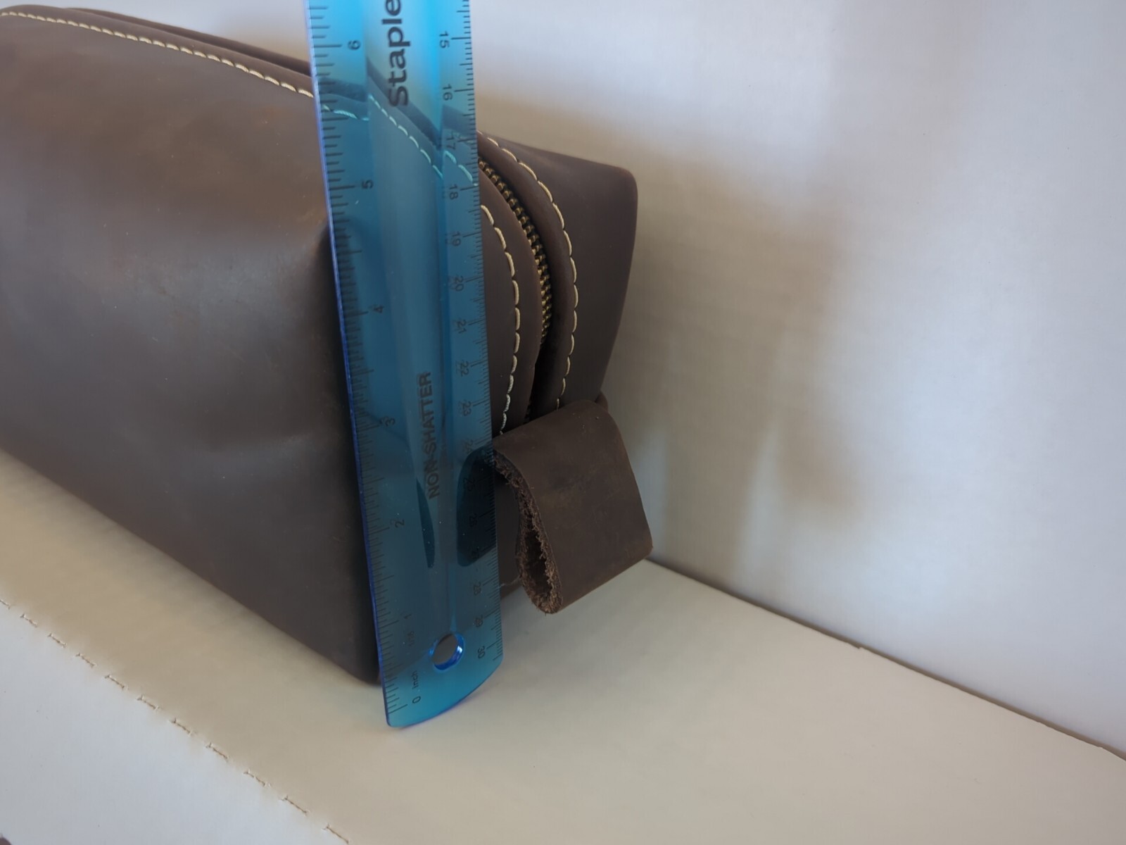Lifetime Leather – Large Toiletry Dopp Bag