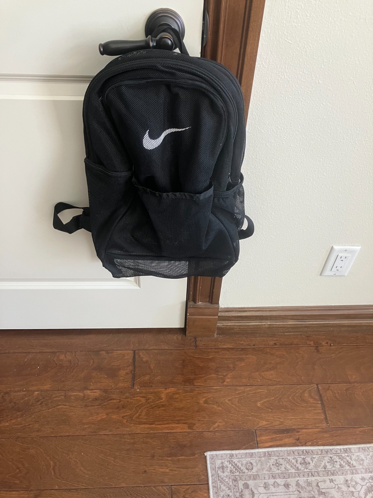Nike Brasilia Mesh Backpack One Size Black New BA6050-010 Preowned