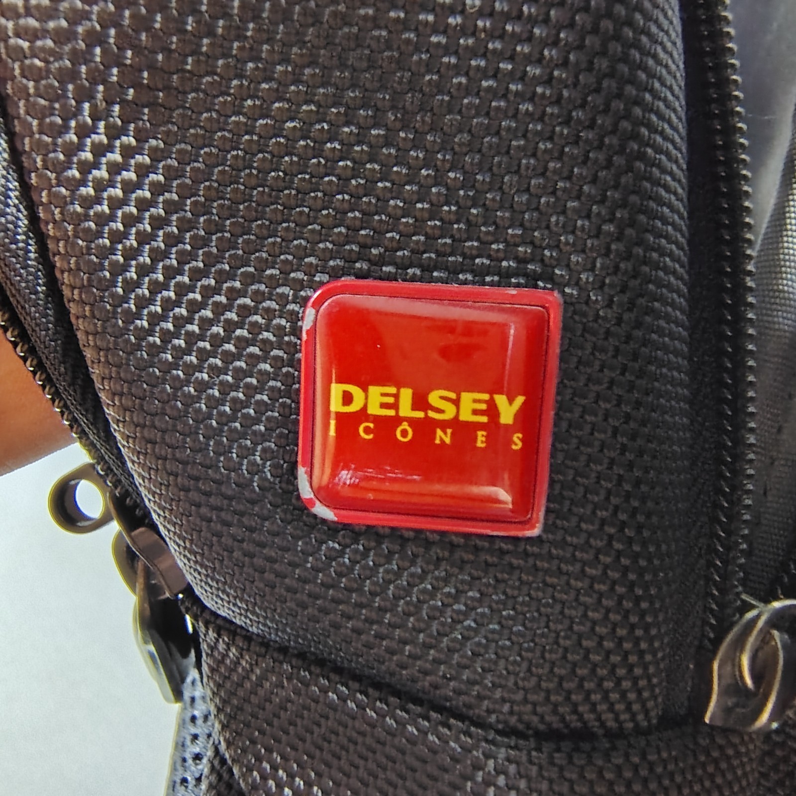 Delsey Paris Icones Quarterback Plus 2 Compartment Laptop Backpack ~14″x12″x6″