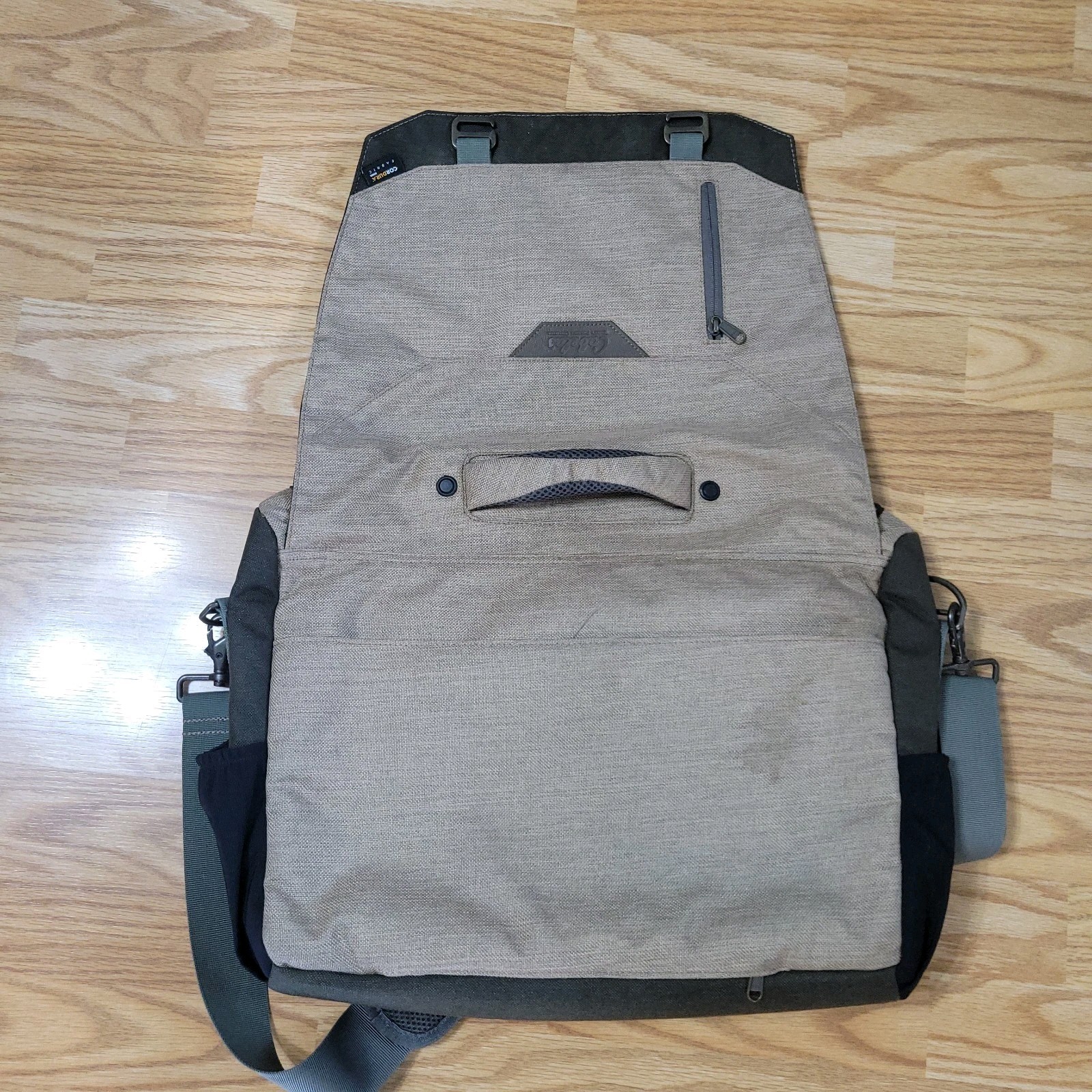 Nice Cabela’s Laptop Office Messenger Bag Corduva Fabric Shoulder Strap Inserts