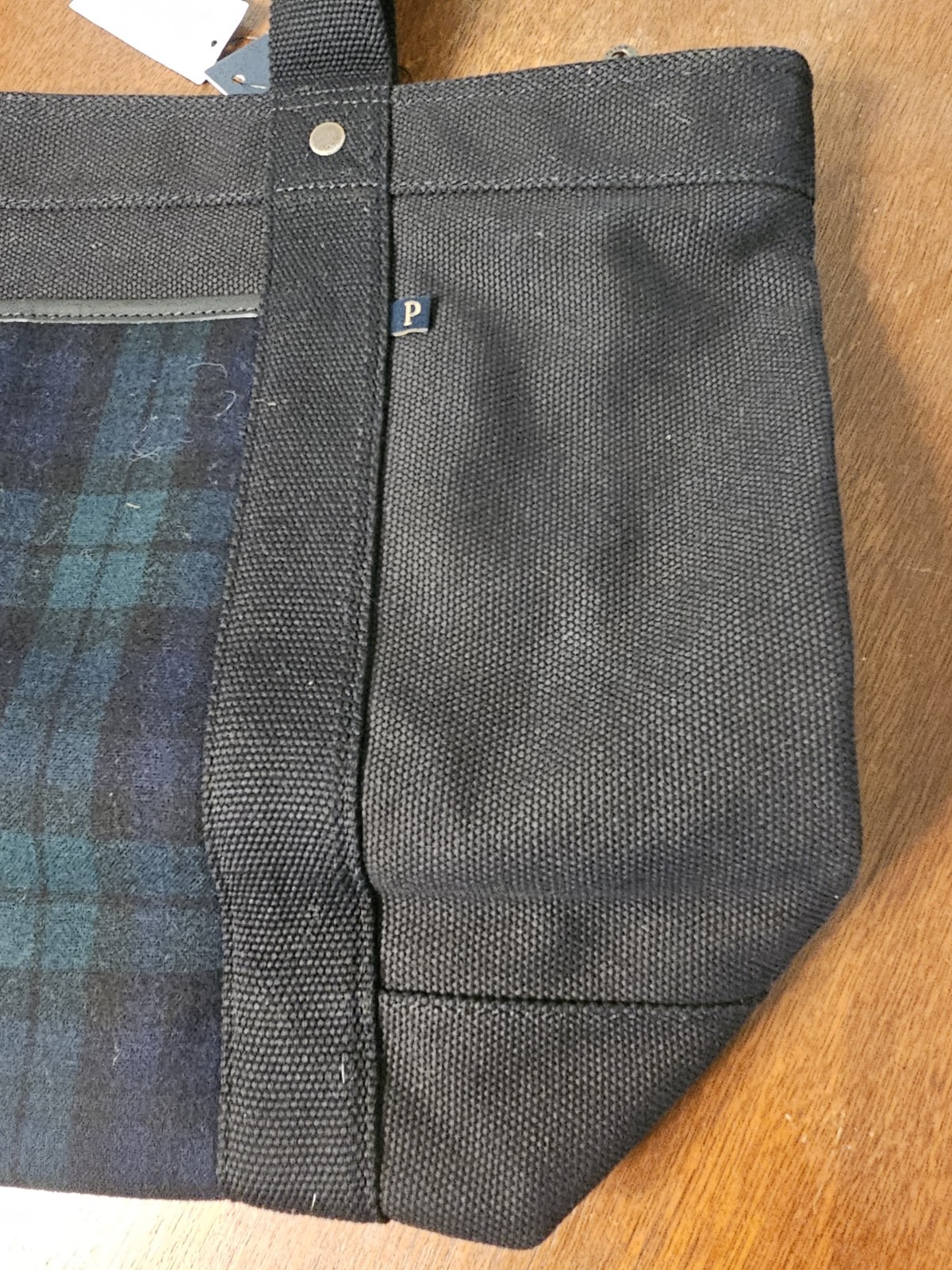 Pendleton Woolen Mills Brodie Black & Plaid Canvas Tote Duffle Bag Zip Close NEW