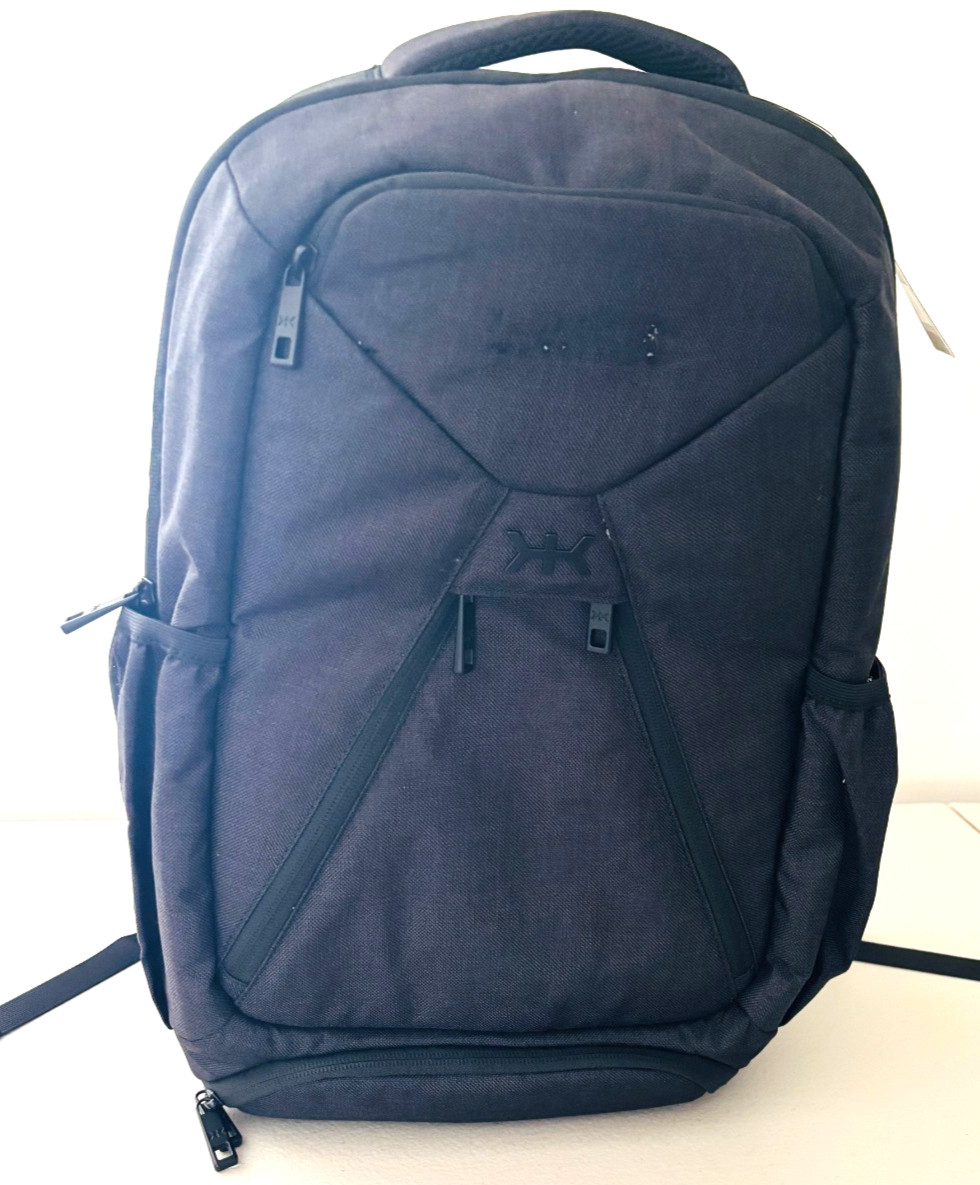 Knack Series 1 Medium Backpack Expandable 15-inch Laptop Travel Carry On Bag
