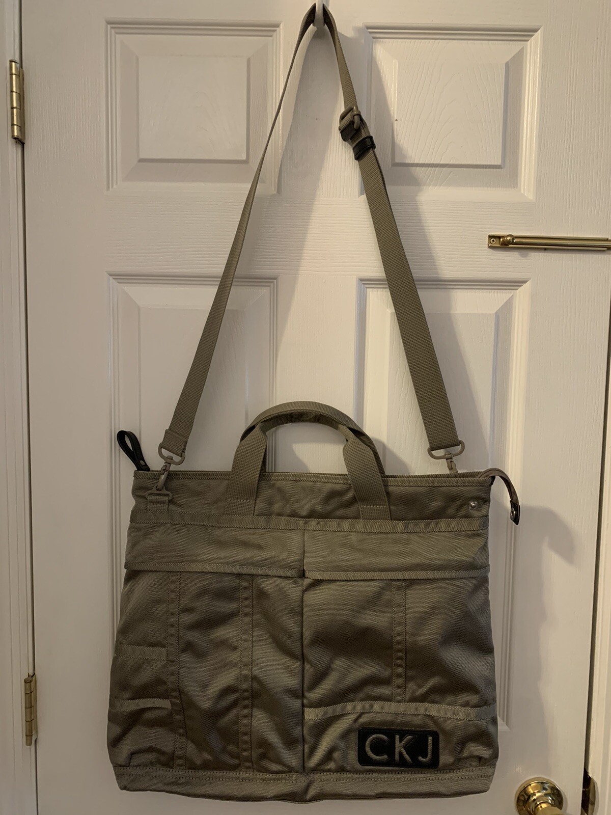 Calvin Klein Jeans CKJ Messenger Bag w/ Adjustable Removable Shoulder Strap NEW