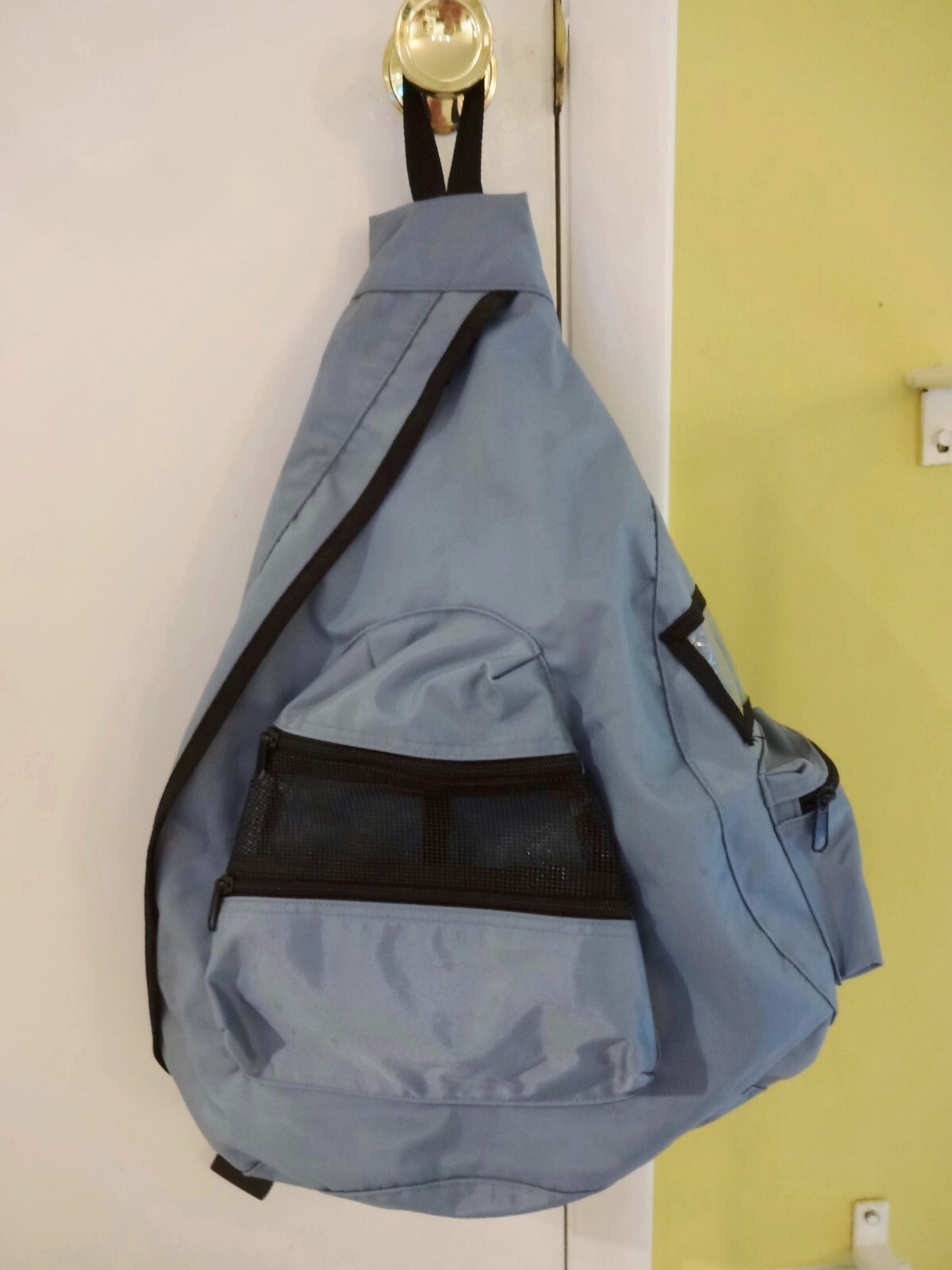 Vtg Large AEROPOSTALE SLING BAG Light Blue Backpack Single Shoulder Strap 22″