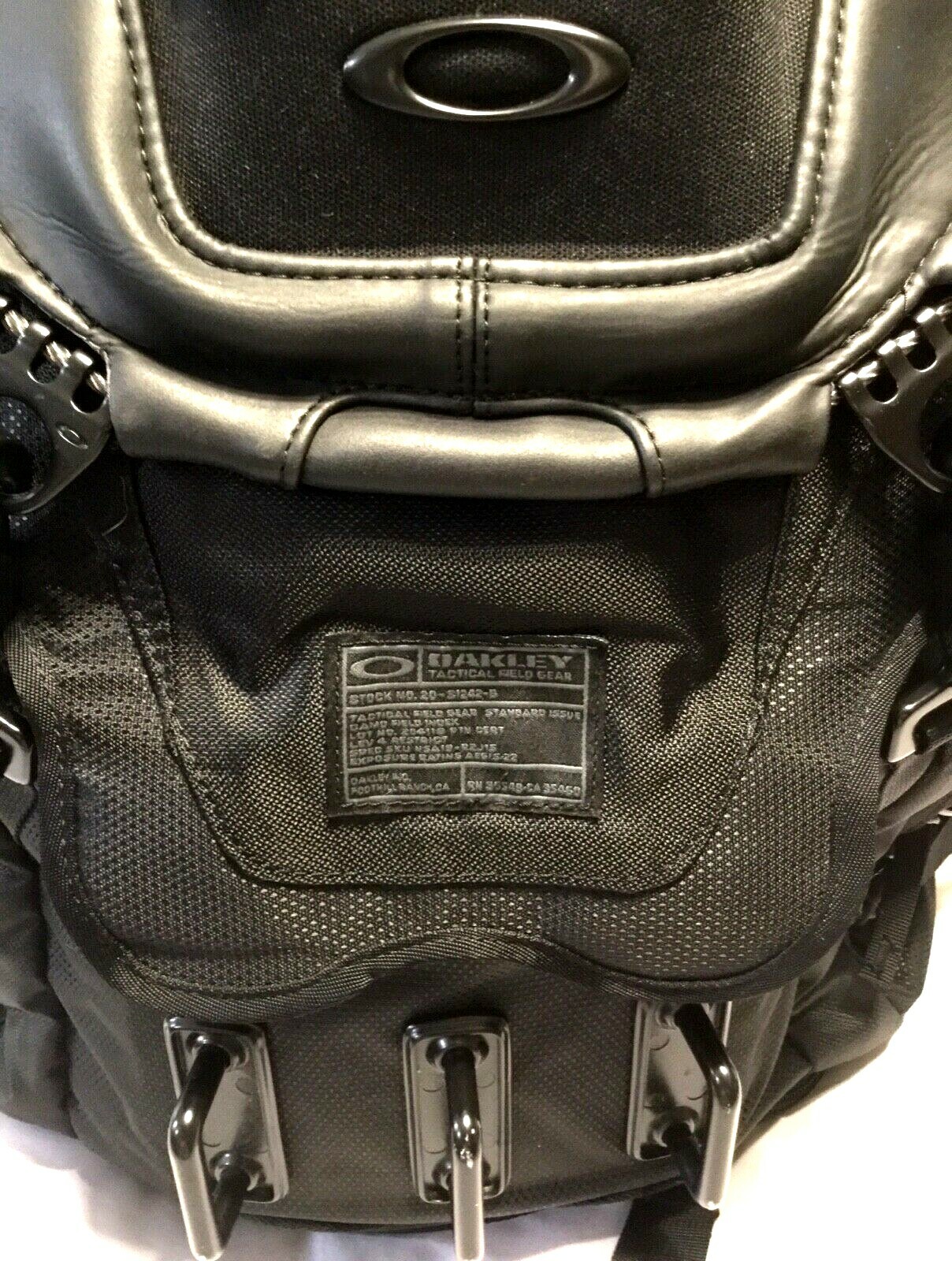 OAKLEY KITCHEN SINK BACKPACK 34L Stealth Black Tactical Field Gear Day Pack Bag