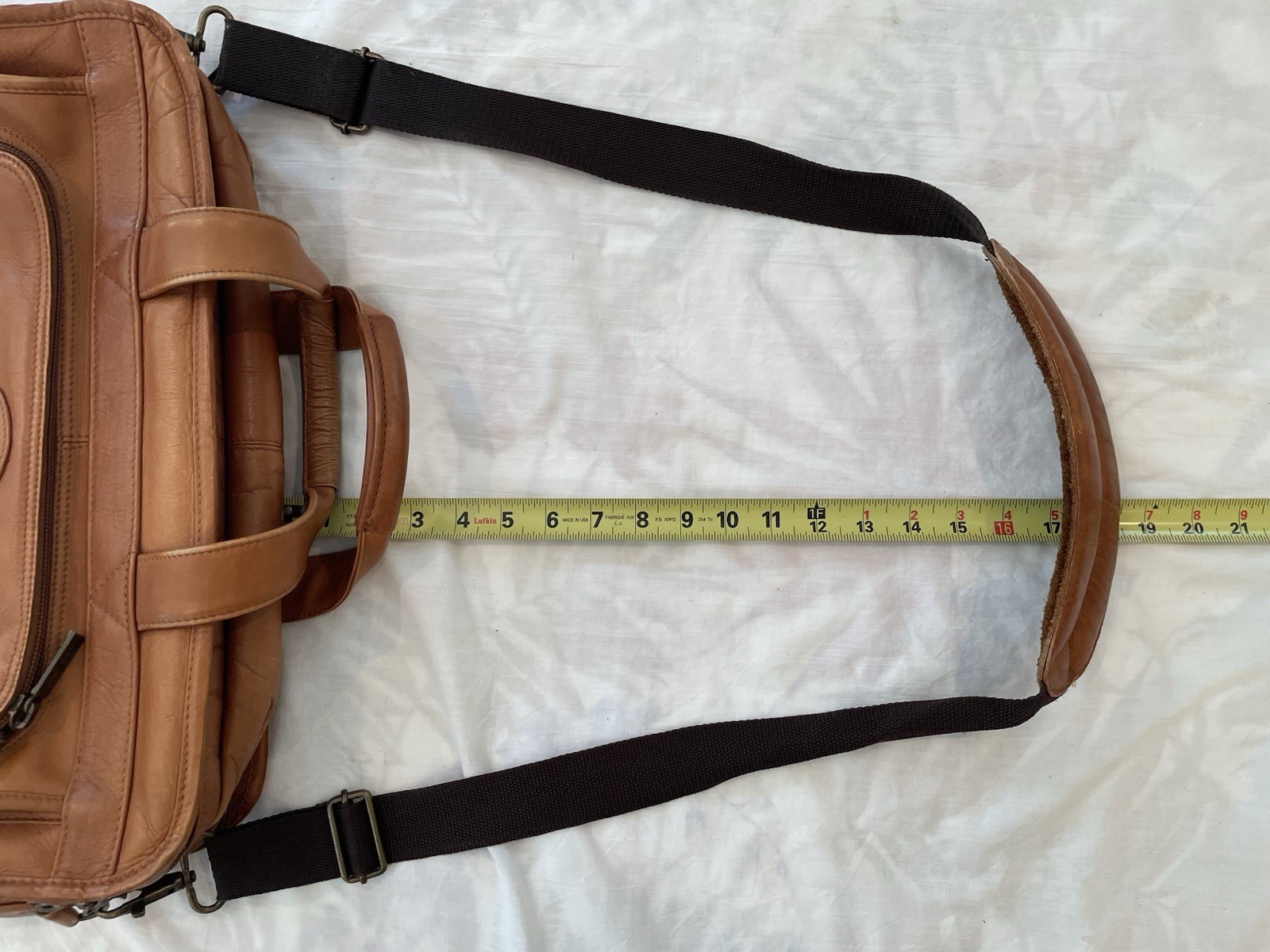 Claire Chase Distressed Tan Leather Laptop Briefcase Shoulder Bag Carry On Large