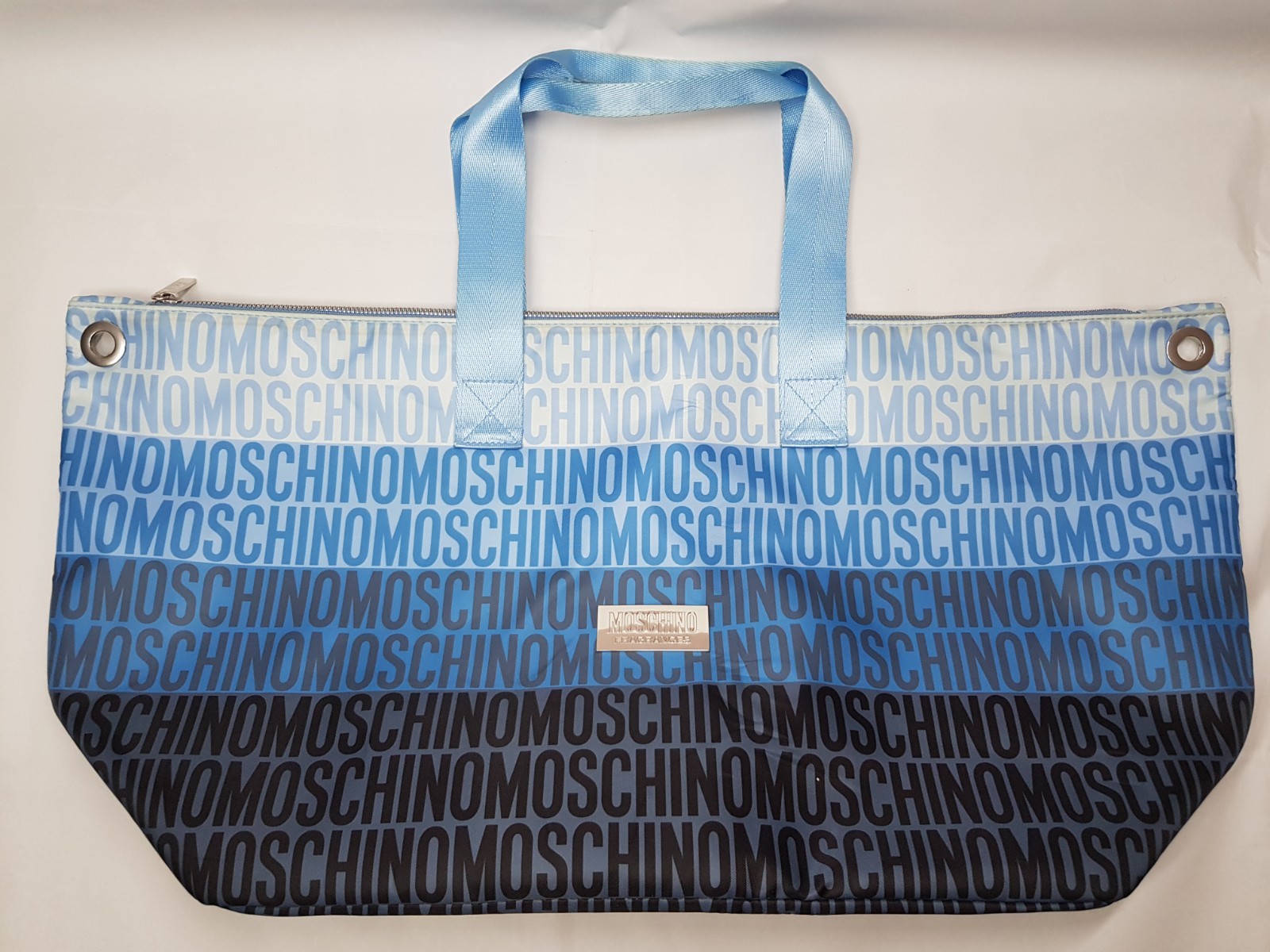 Moschino Fragrances Blue Weekend Travel Sport bag, 60x30x24 cm.